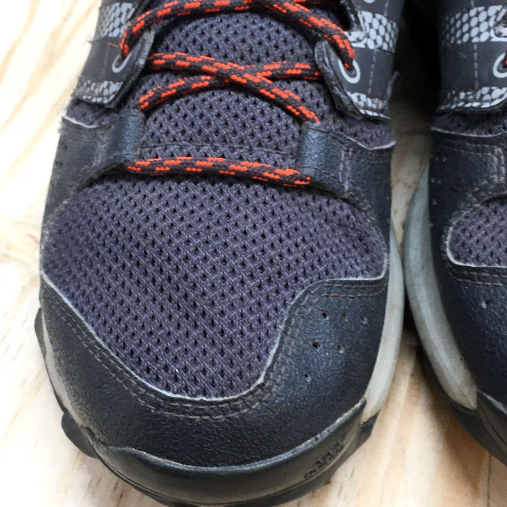 Adidas adidas Sneaker Mens Gray Galaxy Trail Traxion Hiking Laced Casual BB6106 Size US 8 / EU 41 - 7 Thumbnail