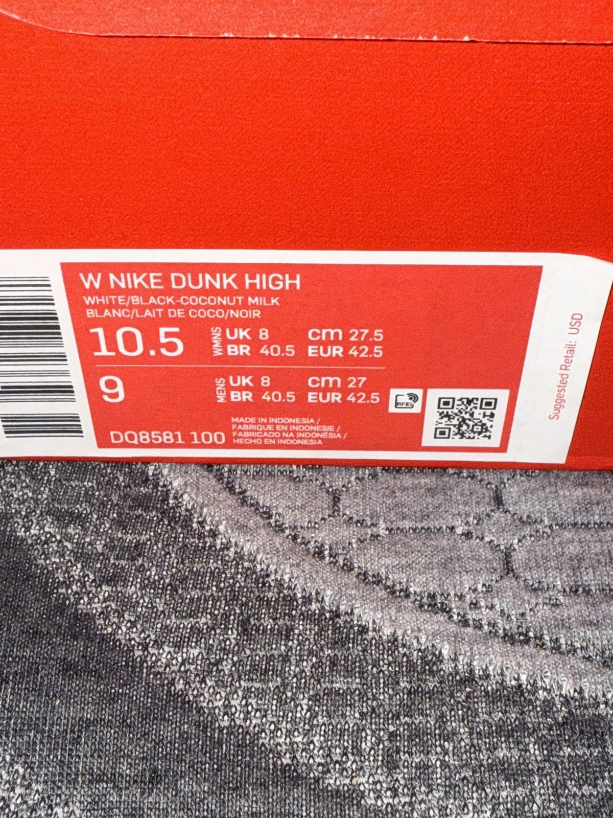 Nike W Nike Dunk HIGH vintage Panda Size US 9 / EU 42 - 7 Thumbnail