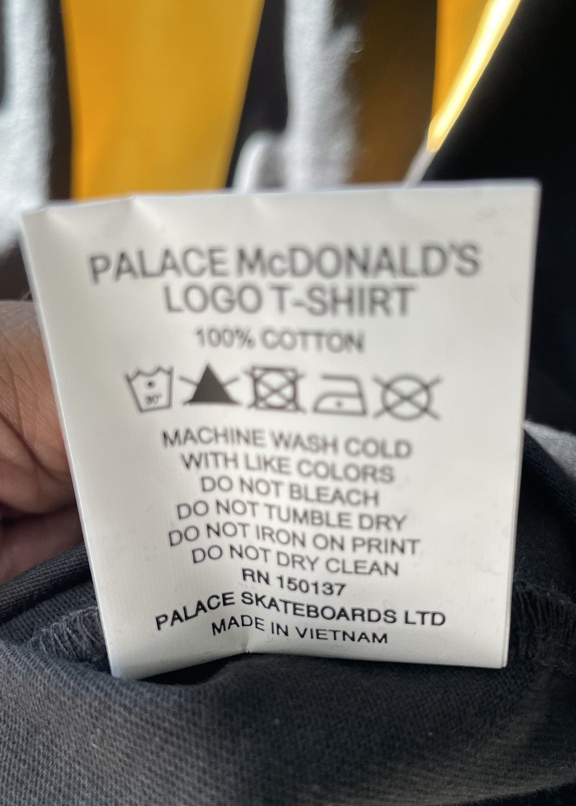 Palace Palace x McDonald's Logo T-shirt Size US M / EU 48-50 / 2 - 6 Thumbnail