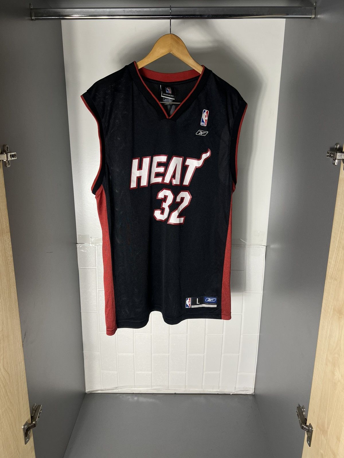 Reebok VINTAGE REEBOK MIAMI HEAT NBA JERSEY USA BASKETBALL Y2K 90s Size US L / EU 52-54 / 3 - 6 Thumbnail