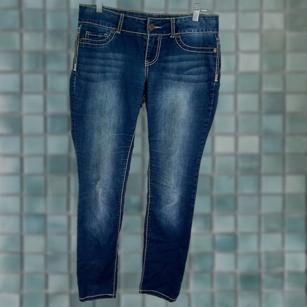 Vintage Maurice's Distressed Skinny Jeans Blue Denim 5-Pocket Womens Size M Regular 34x33 City 90s Bohemian Size 32" / US 10 / IT 46 - 1 Thumbnail