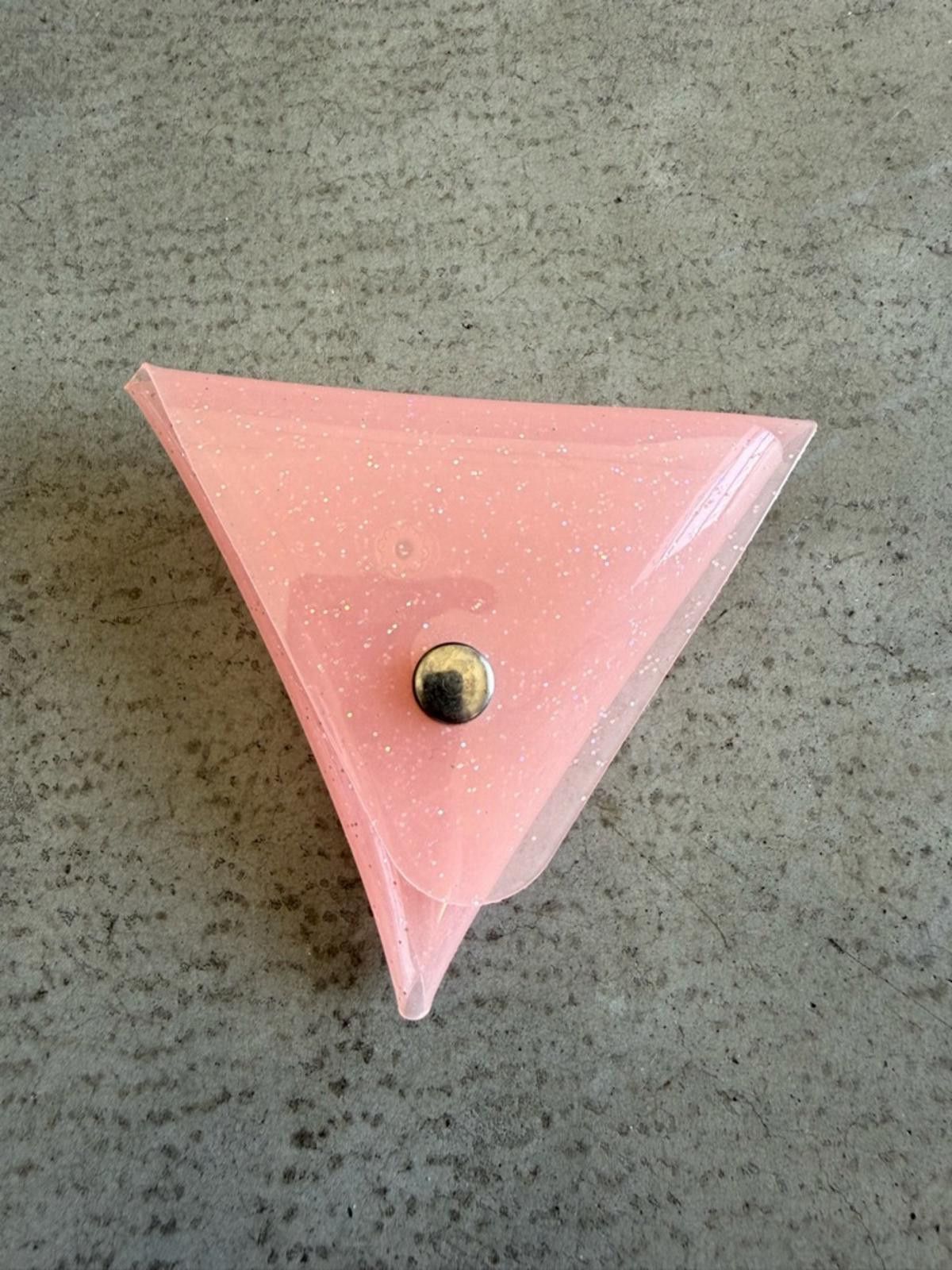 Urban Outfitters Pink Glitter Triangle Coin Pouch / Mini Snap Storage Case Size ONE SIZE - 1 Thumbnail