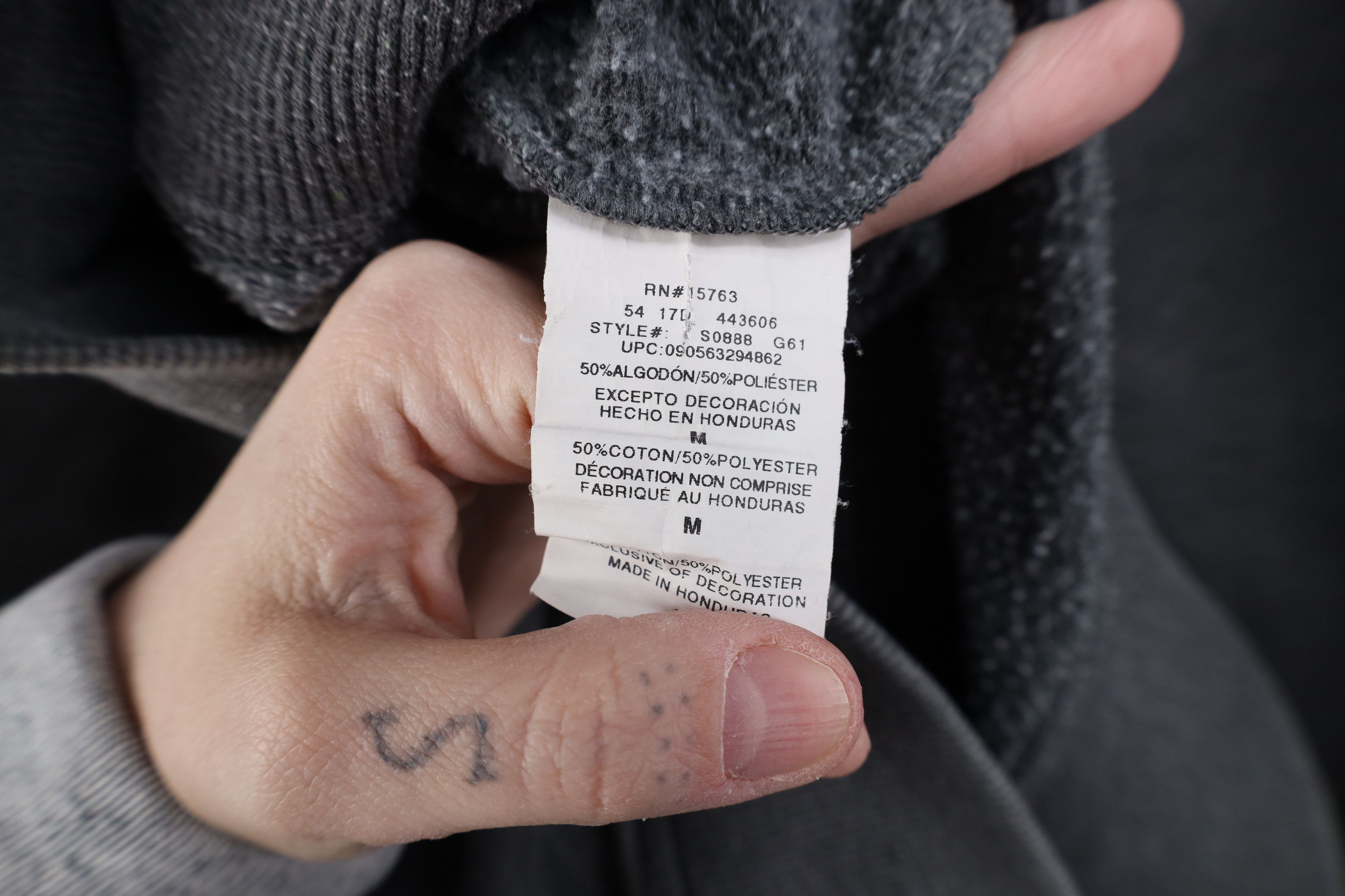 Champion Vintage Y2K Champion Monochrome Crewneck Sweatshirt Gray Size US M / EU 48-50 / 2 - 12 Thumbnail