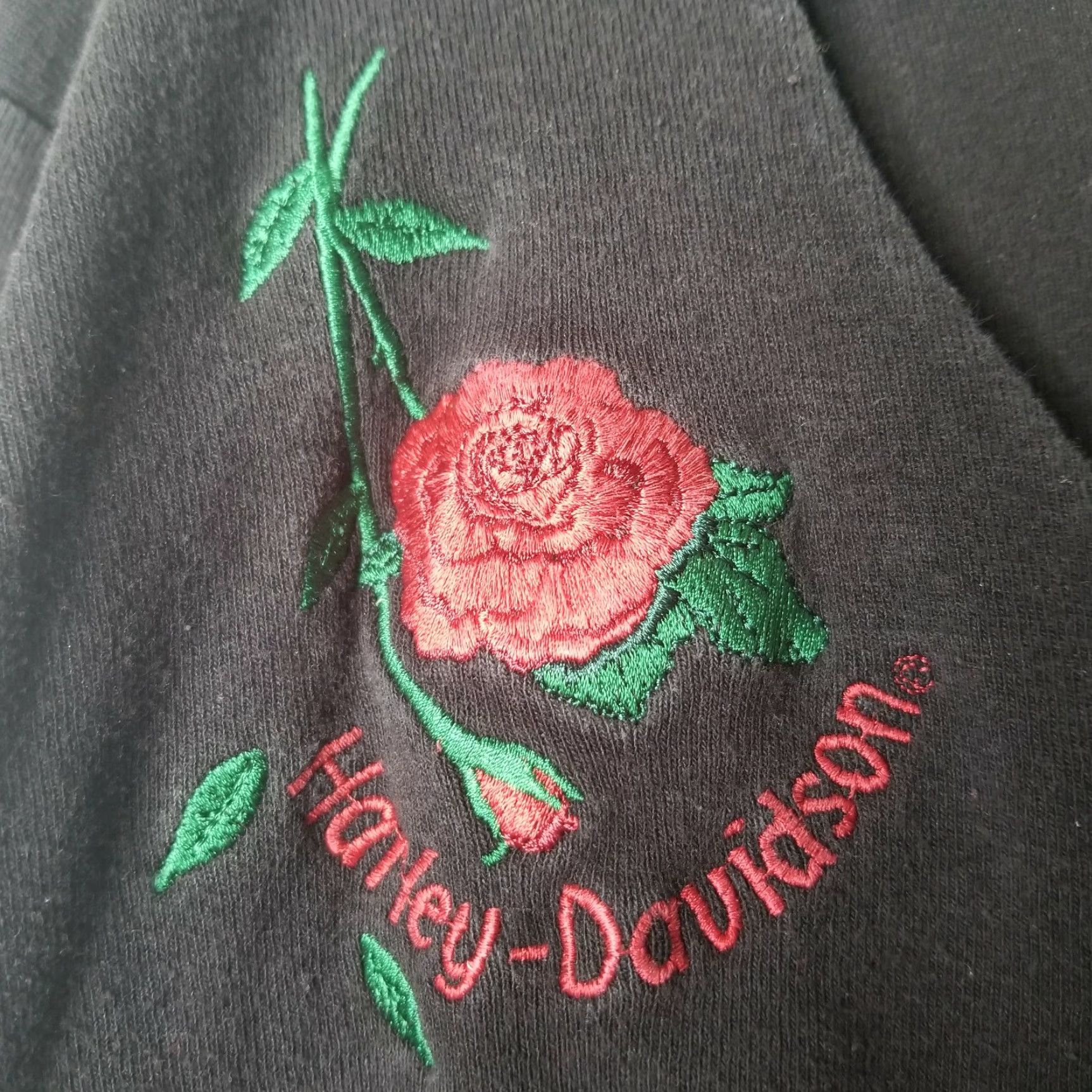 Harley Davidson Harley-Davidson Shirt Womens XL V-Neck Cropped Black 3/4 Sleeve Logo Graphic Vintage? (But avoid "Vintage" if not specified) Size XL / US 12-14 / IT 48-50 - 2 Thumbnail