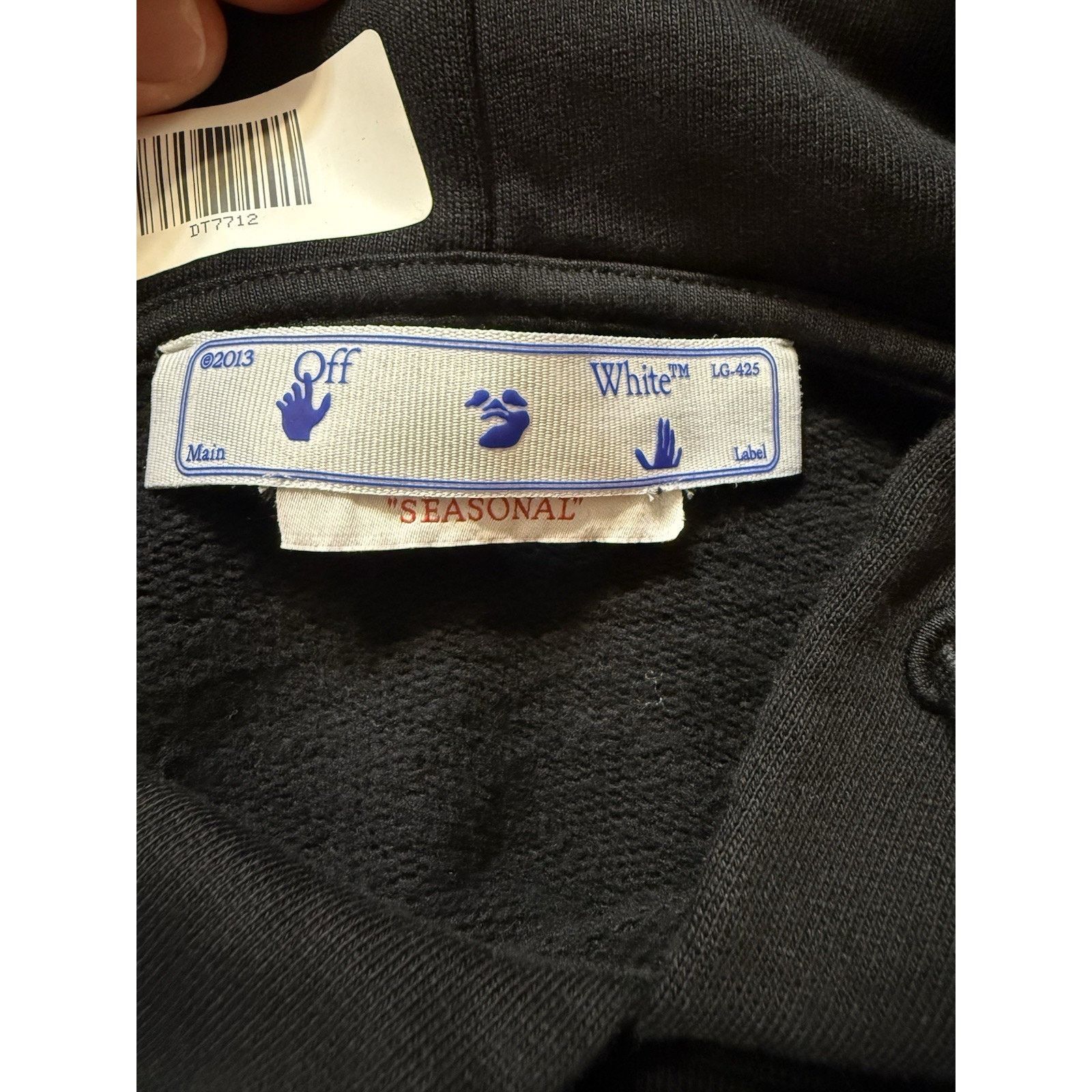 Off-White Off-White C/O Virgil Abloh Sweatshirt Men's Size US M / EU 48-50 / 2 - 5 Thumbnail