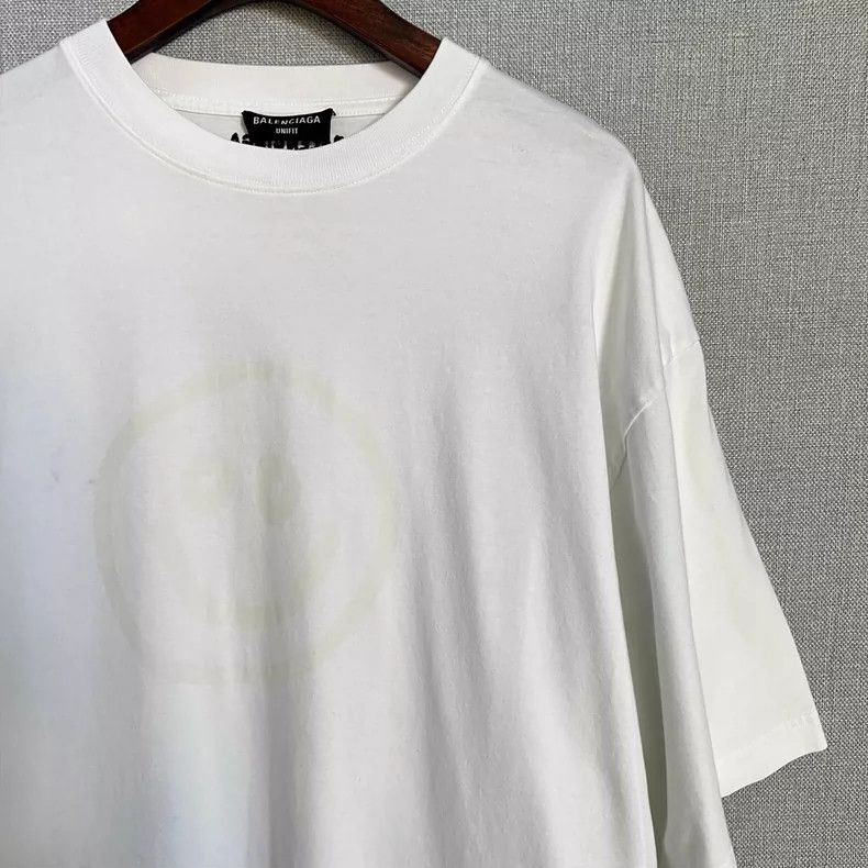 Balenciaga Balenciaga White fluorescent smiley face embroidered logo Size US S / EU 44-46 / 1 - 3 Thumbnail
