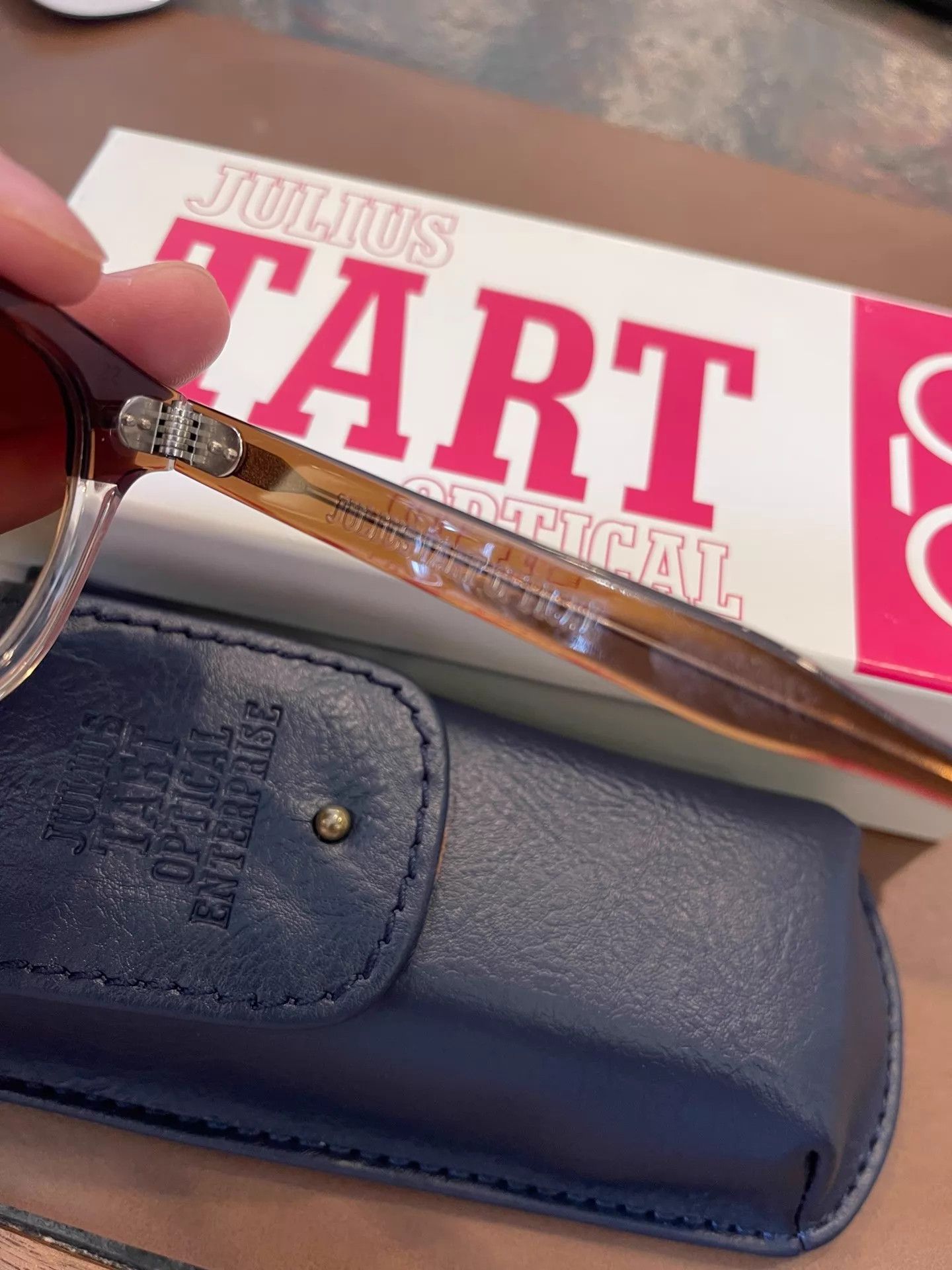 Julius JULIUS TART Japanese Handmade Dyed Gradient Warm Frames 46□22 Size ONE SIZE - 5 Thumbnail