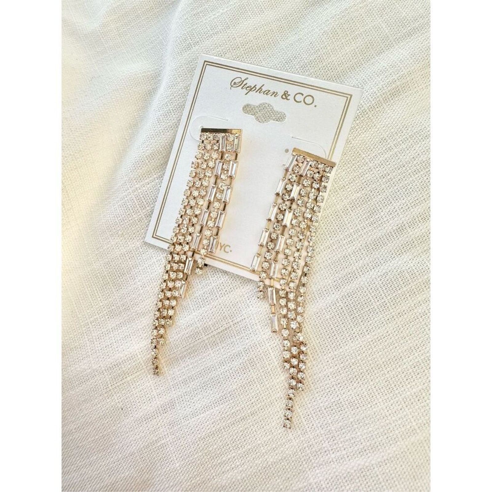 Nordstrom Stephan & CO. Cubic Zirconia Dangle Earrings Size ONE SIZE - 2 Thumbnail