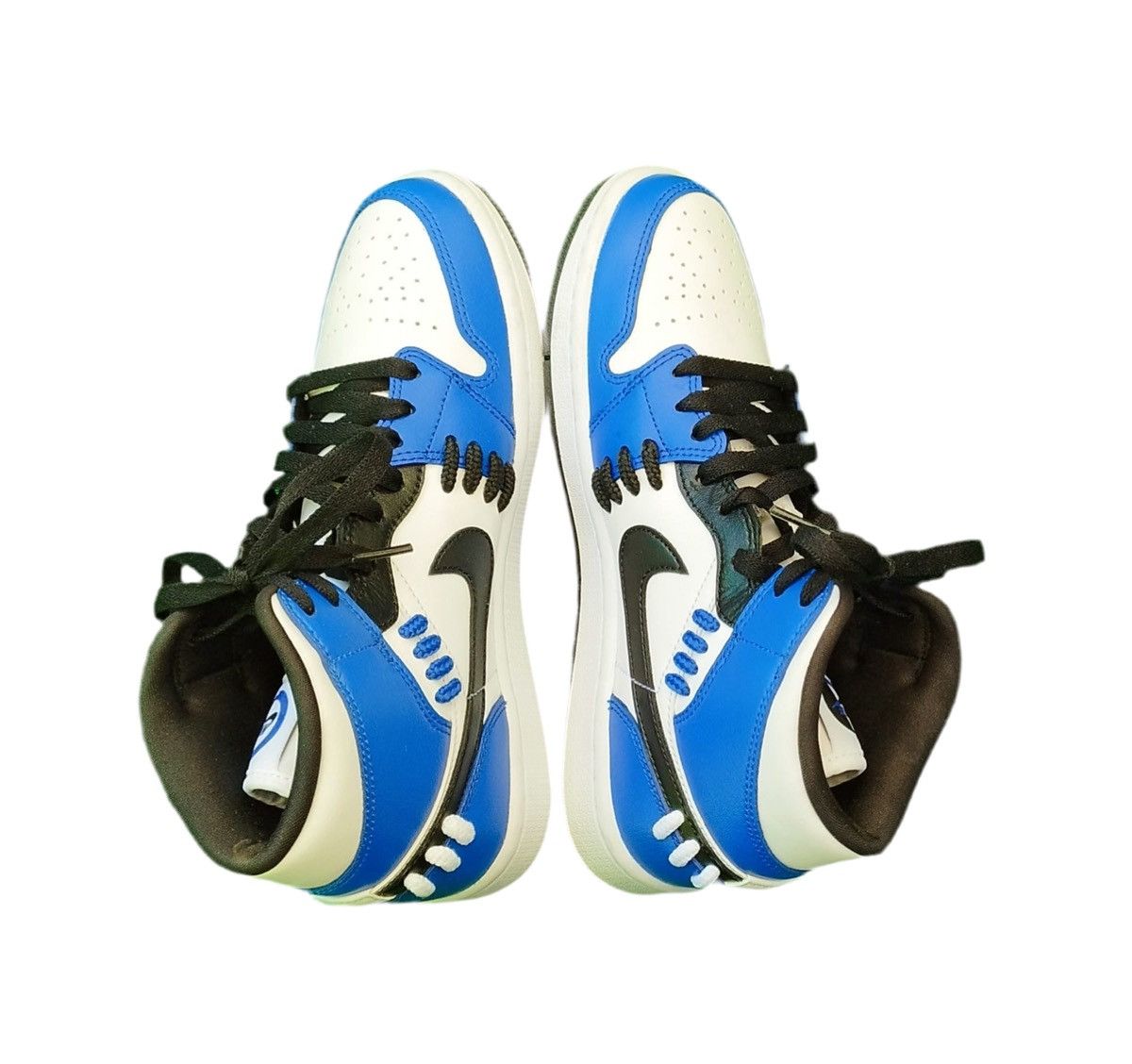 Jordan Brand Shoes Air Jordan 1 Mid Sisterhood Size US 8.5 / IT 38.5 - 4 Thumbnail