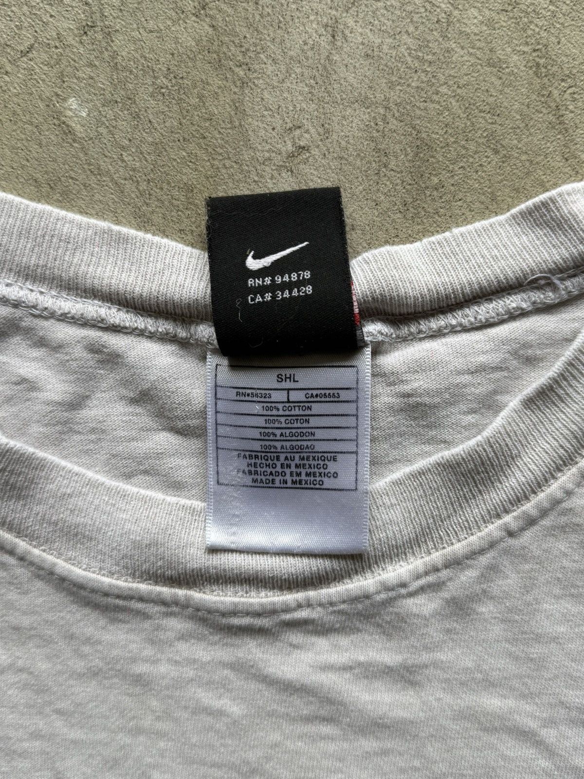 Nike Y2K Vintage New York Yankees Nike Center Swoosh Shirt Size US XL / EU 56 / 4 - 7 Thumbnail