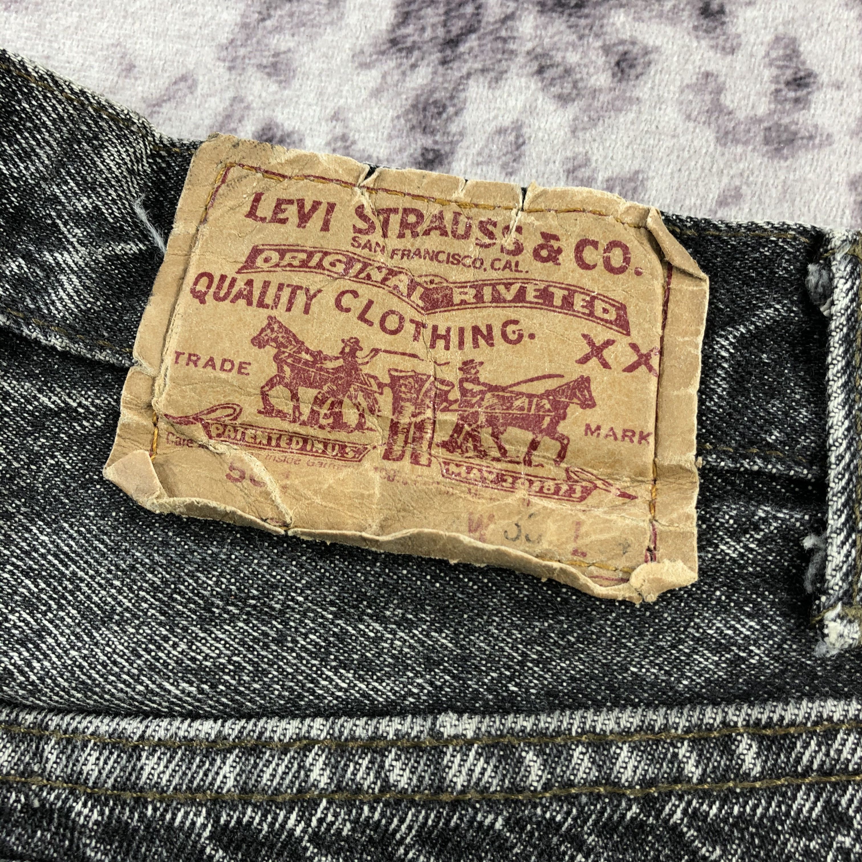 Levi's × Vintage Vintage 90s Faded Black Levis 501 Jeans-JM2835 Size US 33 - 6 Thumbnail