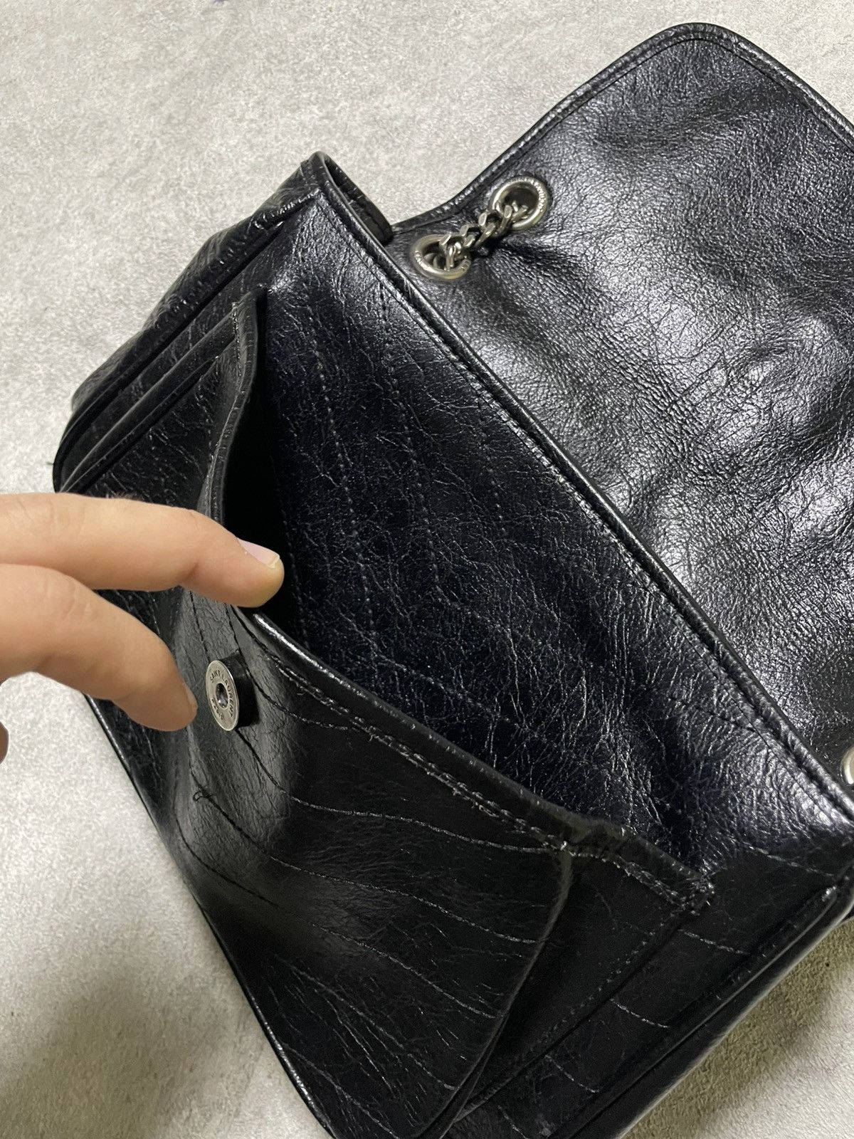 Yves Saint Laurent Rare 2000’s Saint Laurent Paris Niki Crinkle Shoulder Bag Size ONE SIZE - 19 Thumbnail