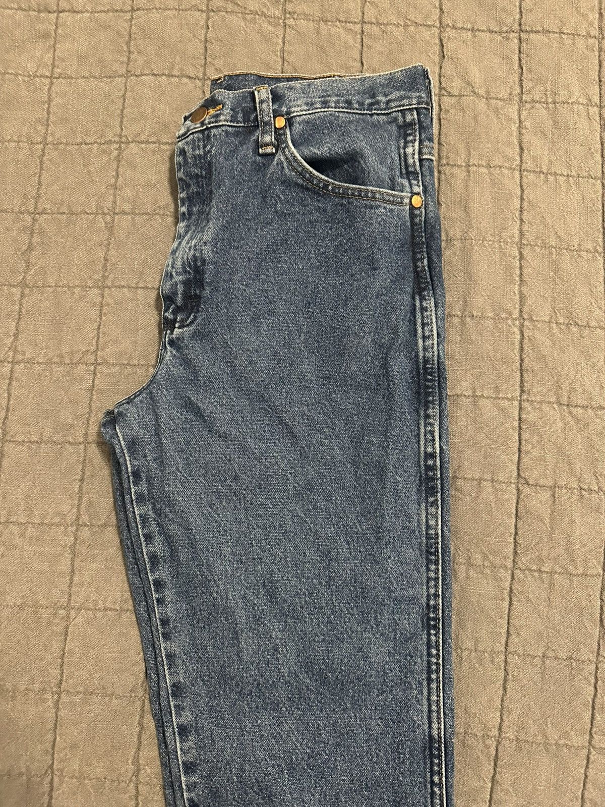 Wrangler Men wrangler jeans (used once) Size US 32 / EU 48 - 2 Thumbnail