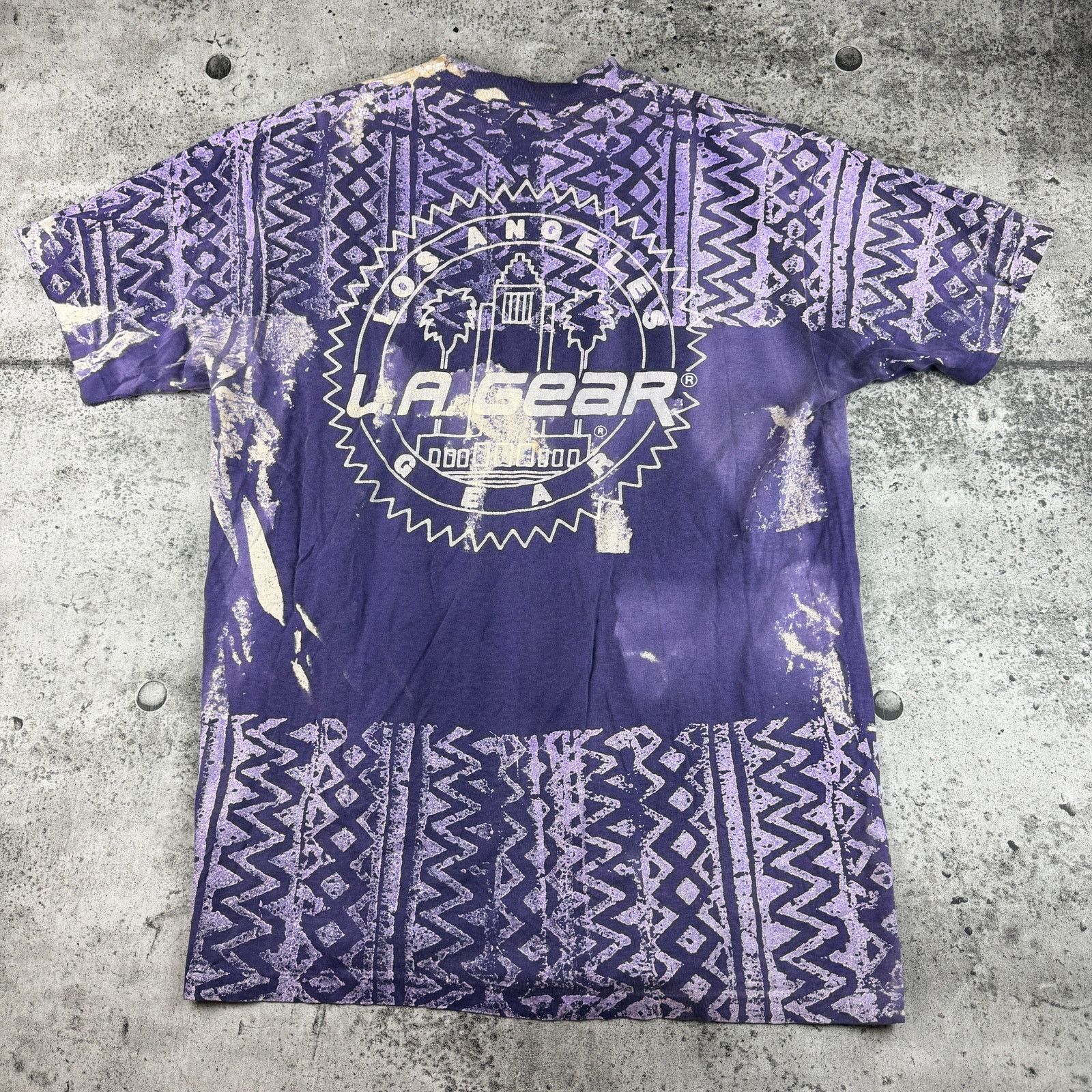 La Gear LA Gear All Over Print T Shirt Size XL 22x32 Size US XL / EU 56 / 4 - 2 Thumbnail