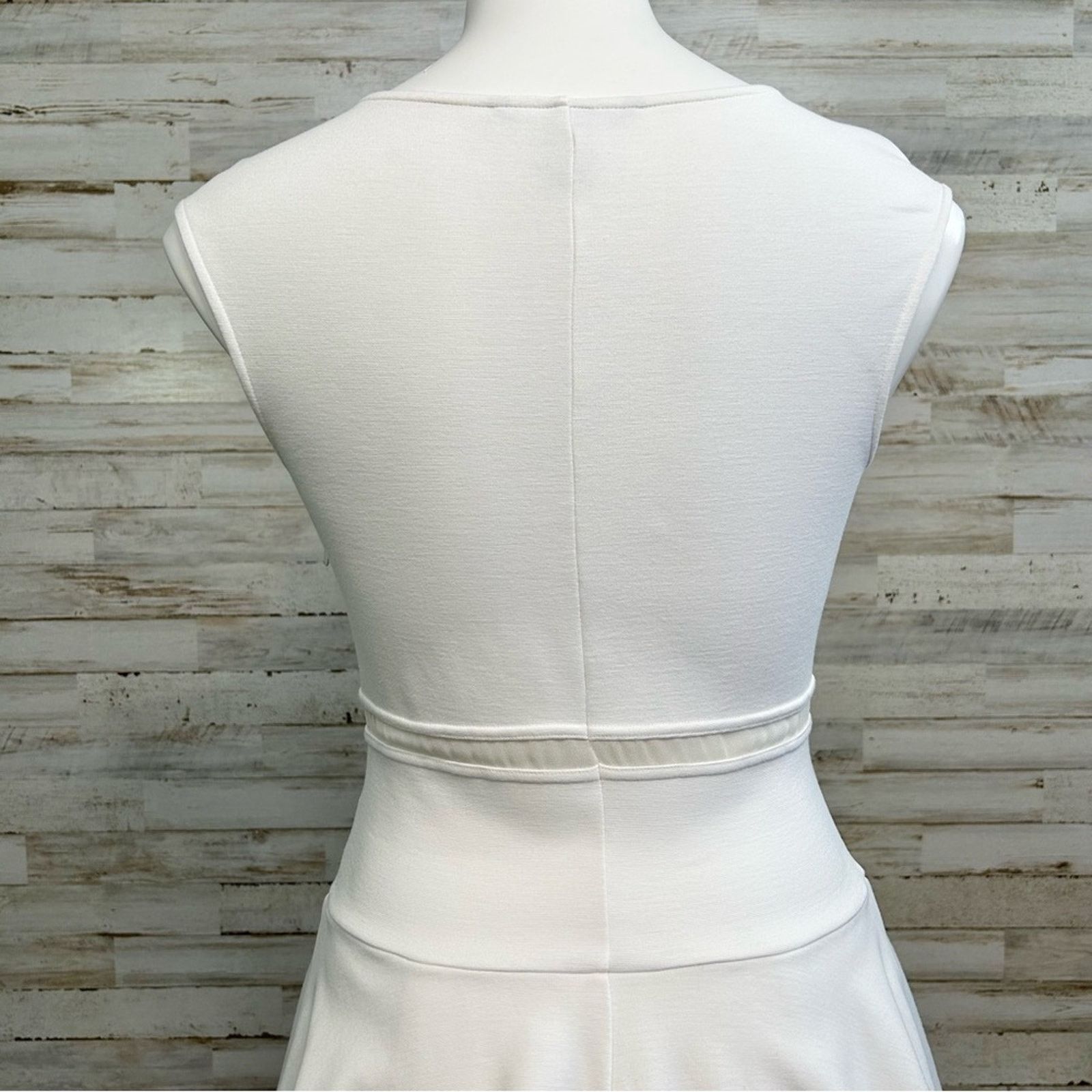 Victoria's Secret Victorias Secret Bodycon Peplum Dress Size 6 Cream Stretch Size M / US 6-8 / IT 42-44 - 9 Thumbnail