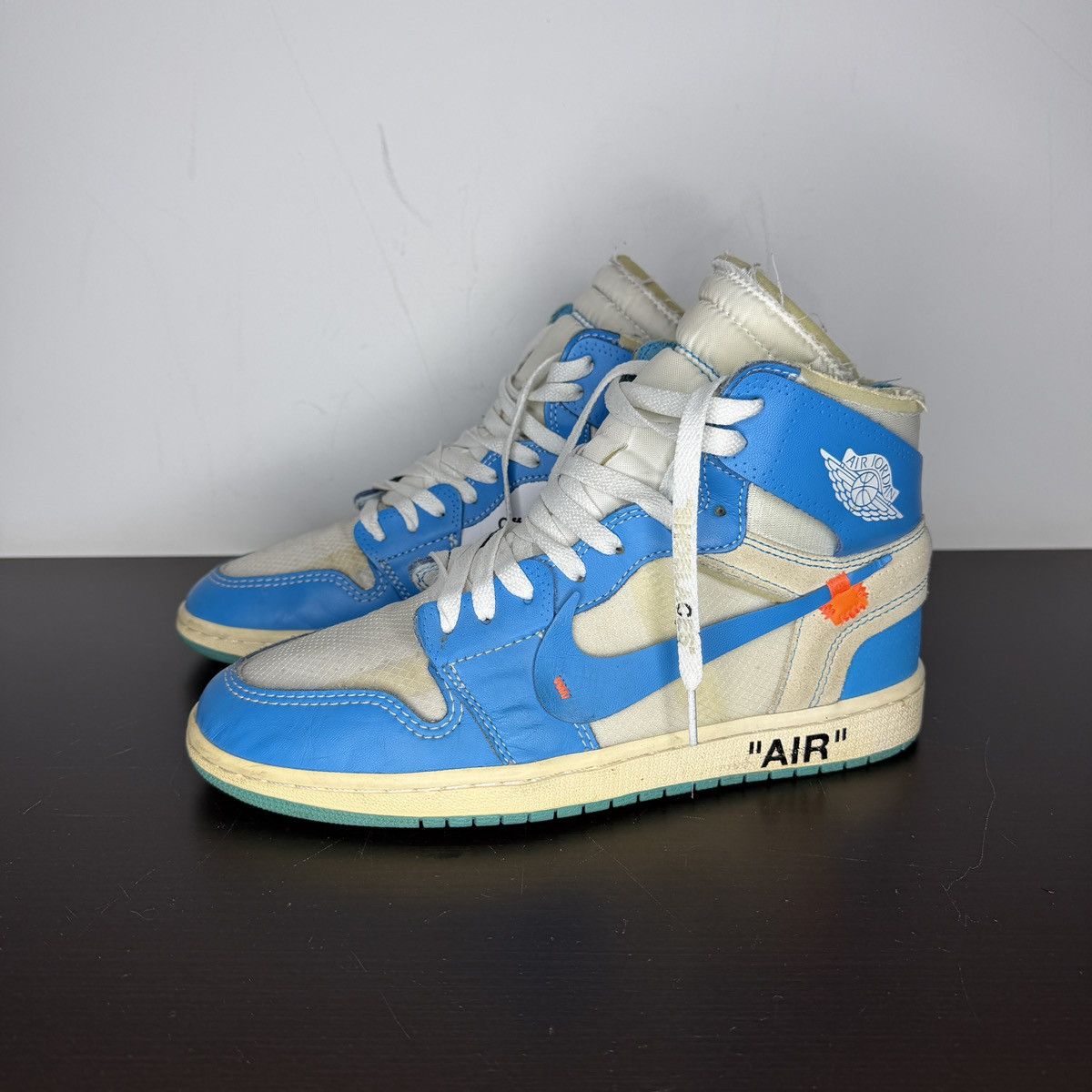 Nike × Off-White Nike Off-White Blue UNC Jordan 1 Hightop Sneakers Size US 9.5 / EU 42-43 - 1 Thumbnail