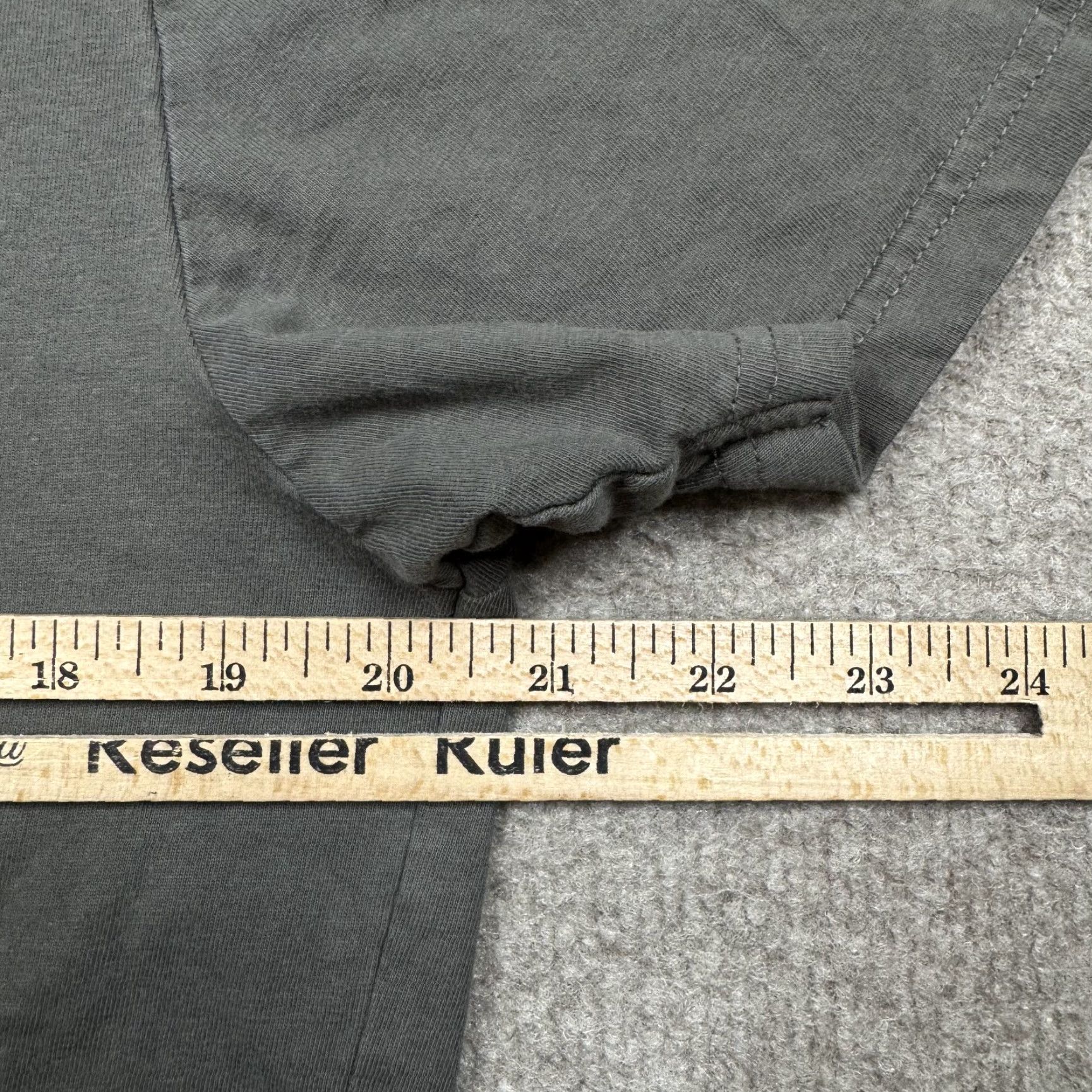 Wilson Charles Wilson USA Men’s Shirt M Gray Short Sleeve Crew Neck T-Shirt Regular Knit Cotton Logo Vintage No Size US M / EU 48-50 / 2 - 6 Thumbnail