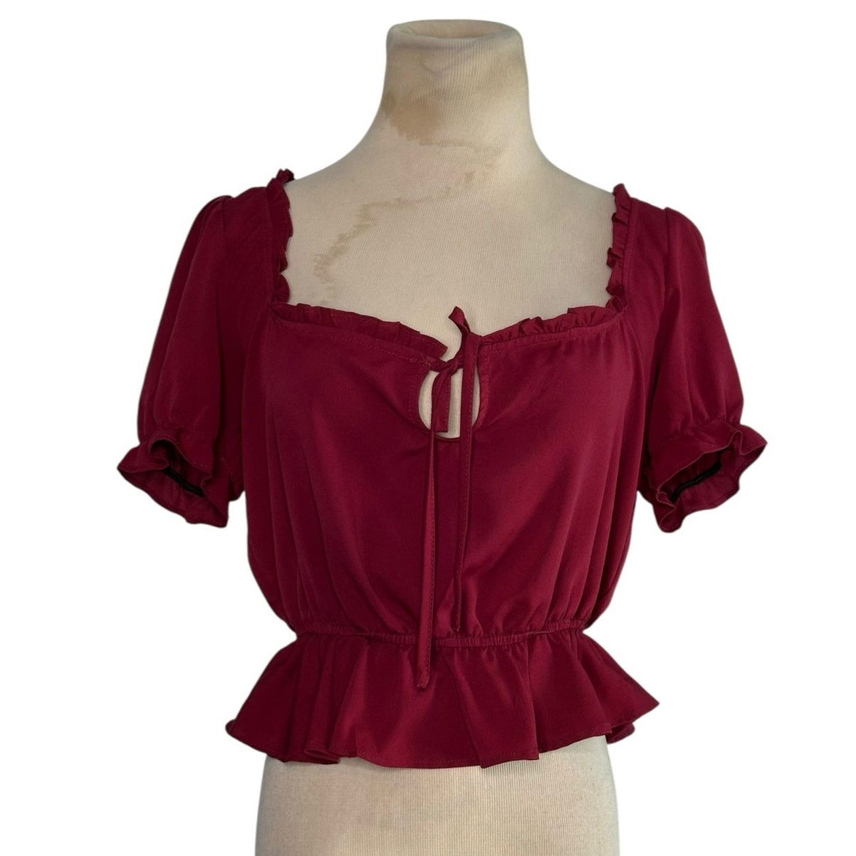 Urban Outfitters Urban Outfitters burgundy peplum blouse size medium Size M / US 6-8 / IT 42-44 - 1 Thumbnail