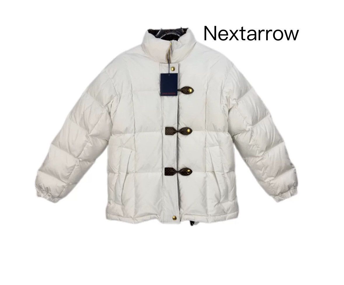 Louis Vuitton Louis Vuitton White classic leather logo button down jacket Size US S / EU 44-46 / 1 - 1 Thumbnail