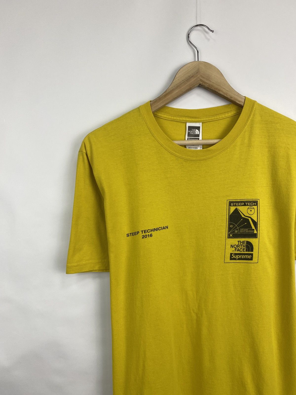 Supreme × The North Face 🇺🇸 Supreme The North Face Steep Tech 2016 t-shirt Rare Retro Size US M / EU 48-50 / 2 - 6 Thumbnail