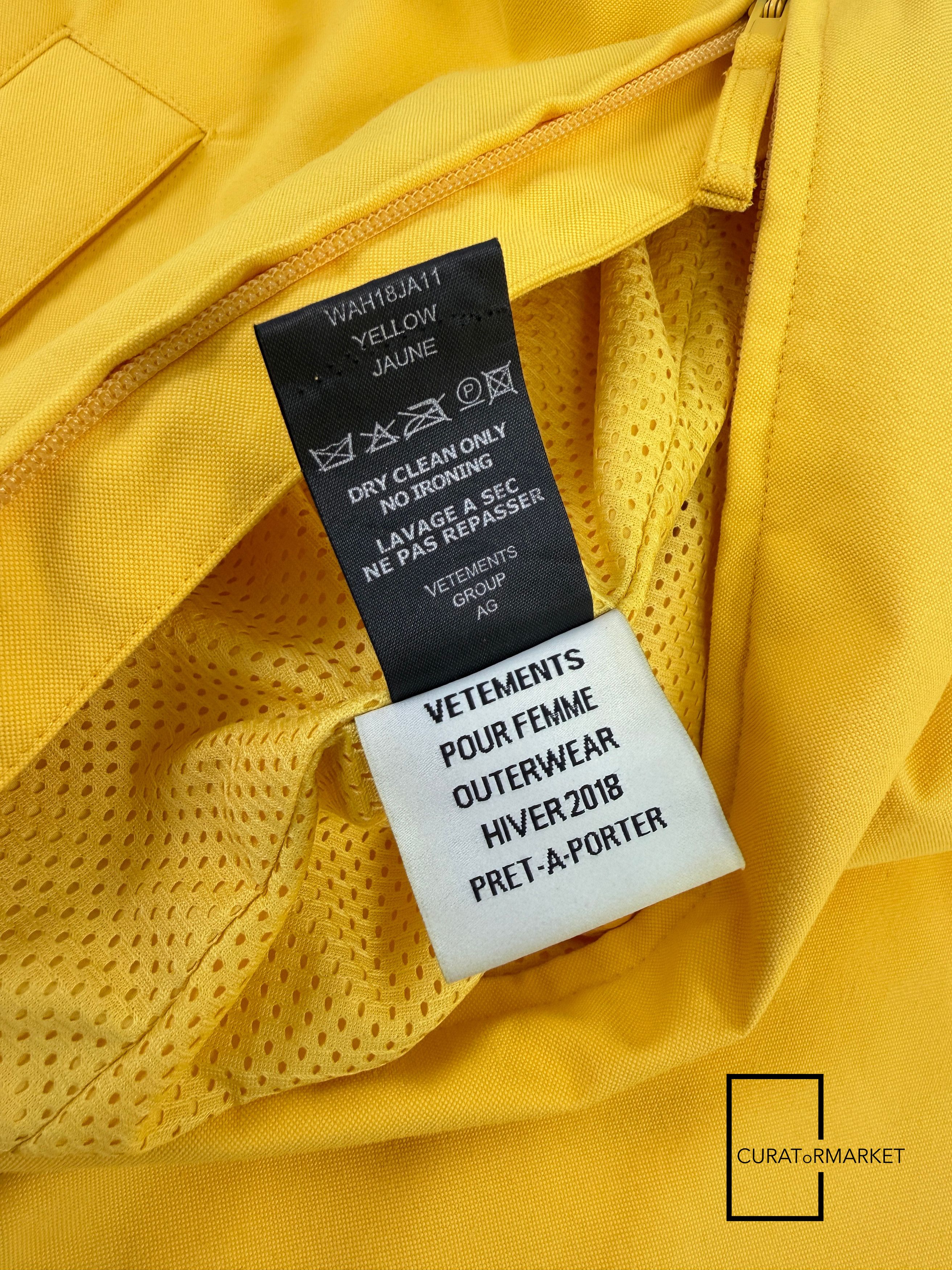 Vetements Oversized Demna Angela Reversible Double Sided Hood FW18 Size US S / EU 44-46 / 1 - 17 Thumbnail