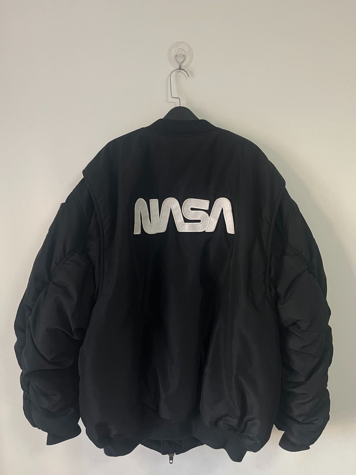Balenciaga Balenciaga Nasa Astronaut Cotton Jacket 2501-Nextarrow Size US S / EU 44-46 / 1 - 2 Thumbnail