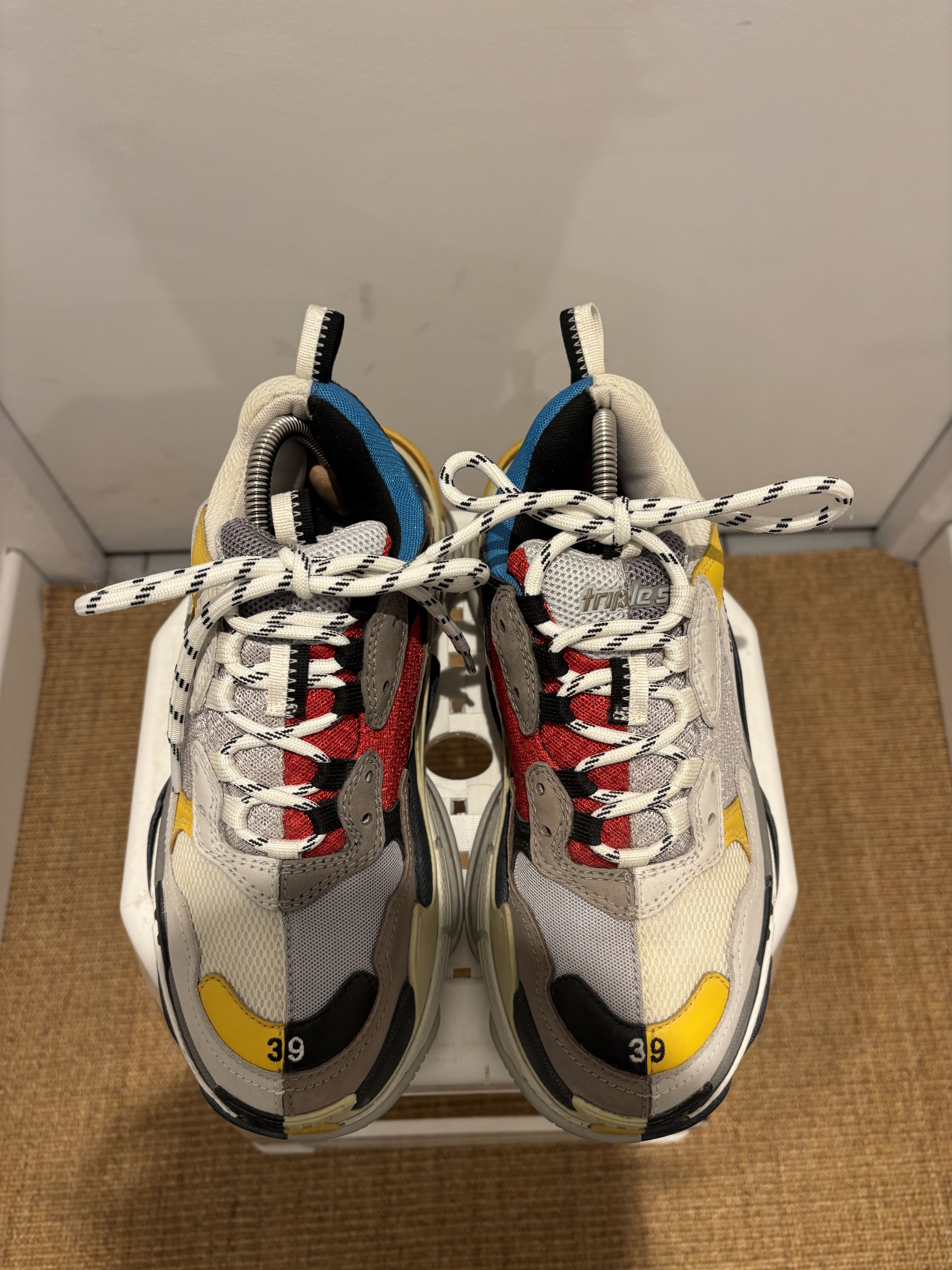 Balenciaga Basket de luxe Balenciaga Triple S en tbe Size US 6 / EU 39 - 13 Thumbnail