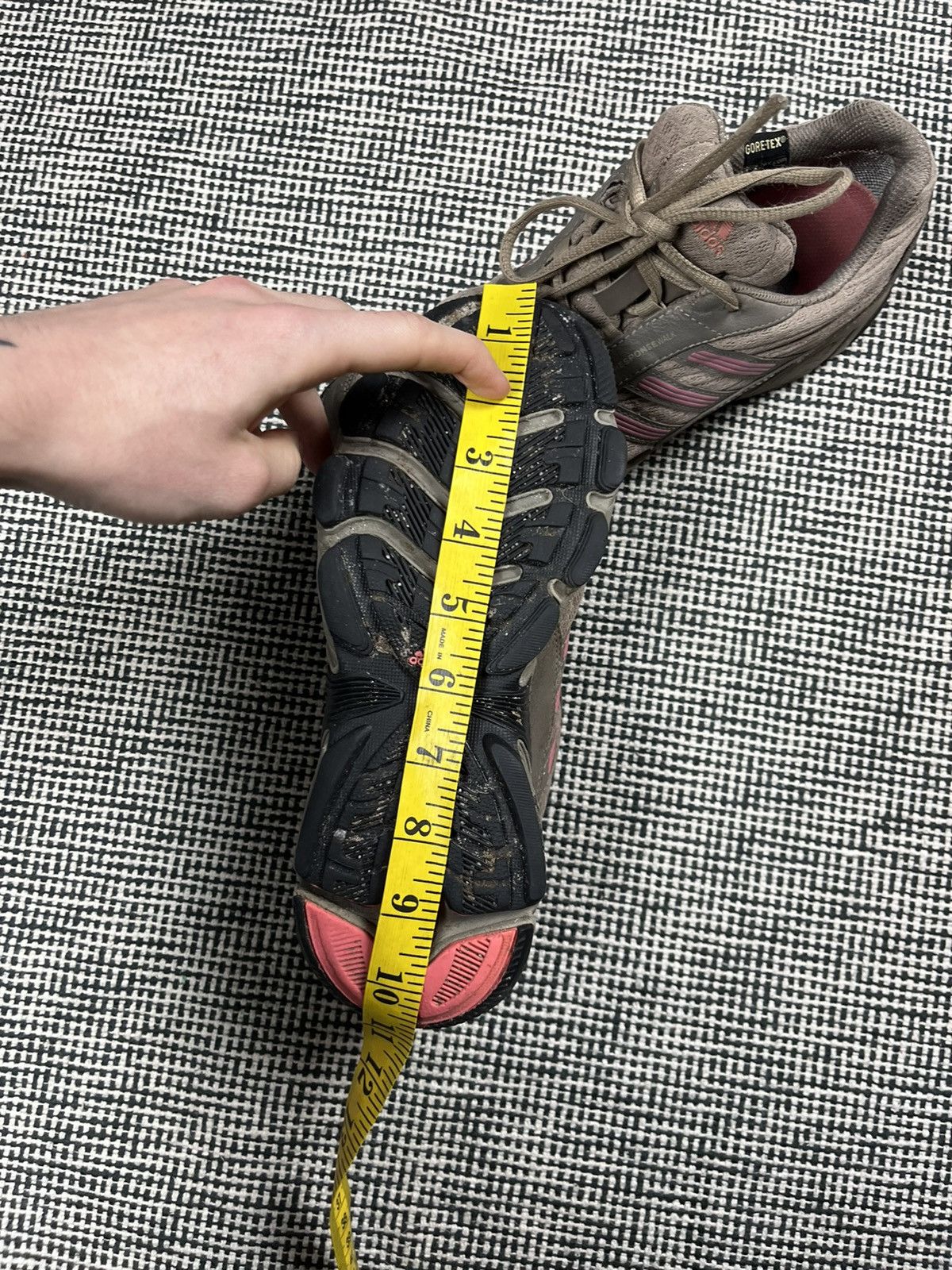 Adidas y2k adidas gorpcore sneakers gore tex cute pink Size US 7.5 / IT 37.5 - 18 Thumbnail