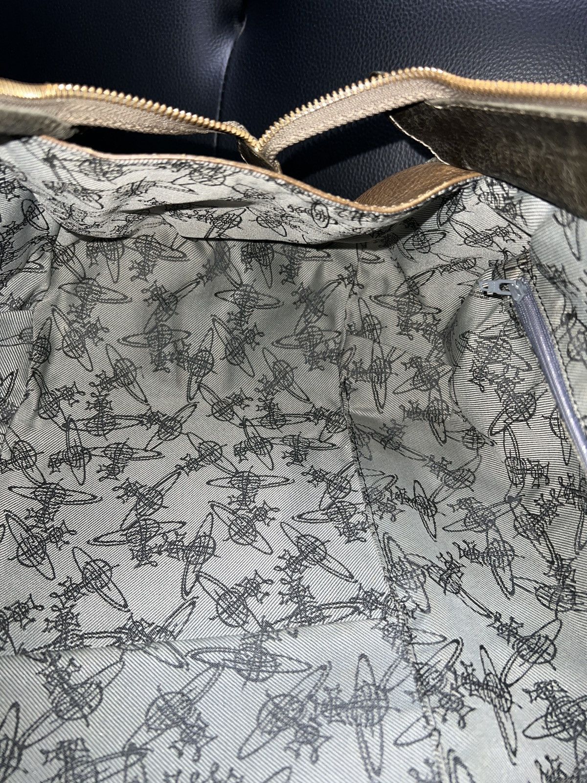 Vivienne Westwood Vivienne Westwood Vintage Orb Embossed Bowling Bag Size ONE SIZE - 13 Thumbnail