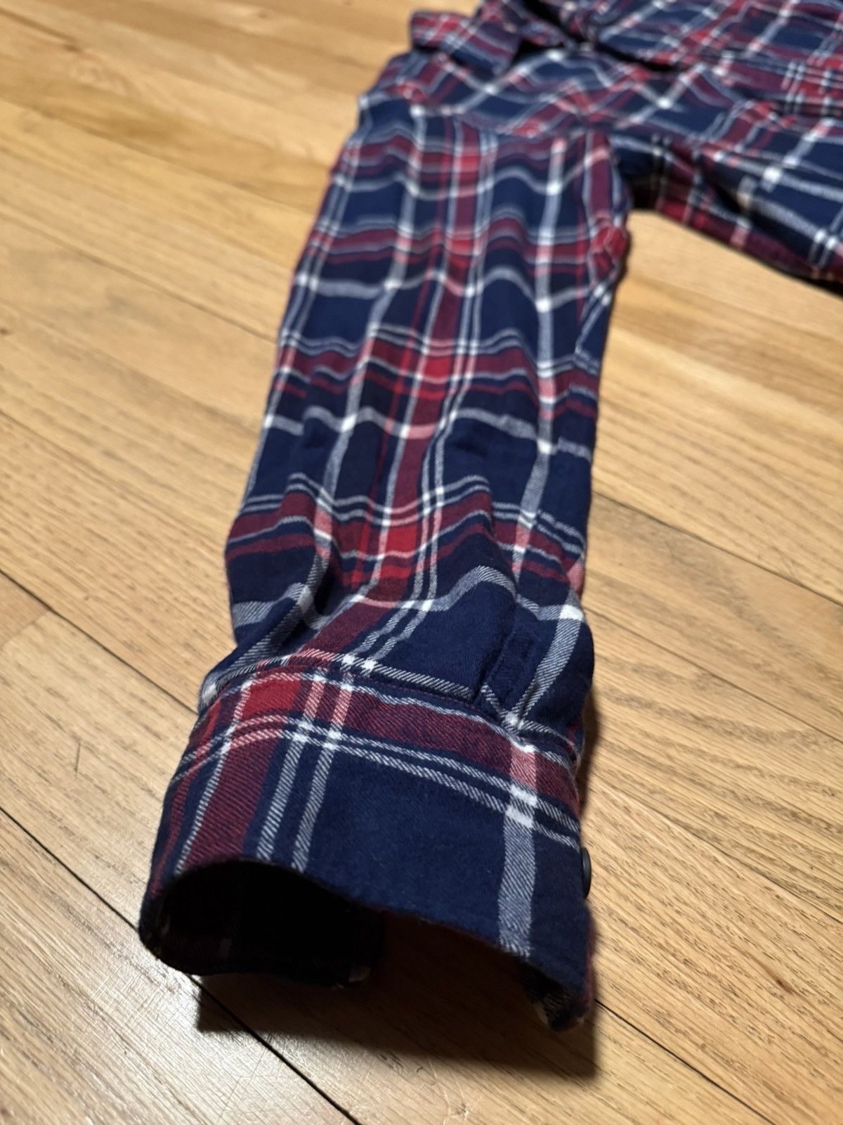 Japanese Brand × Uniqlo Uniqlo Flannel Button Up Shirt Red Blue White Striped Size US S / EU 44-46 / 1 - 3 Thumbnail