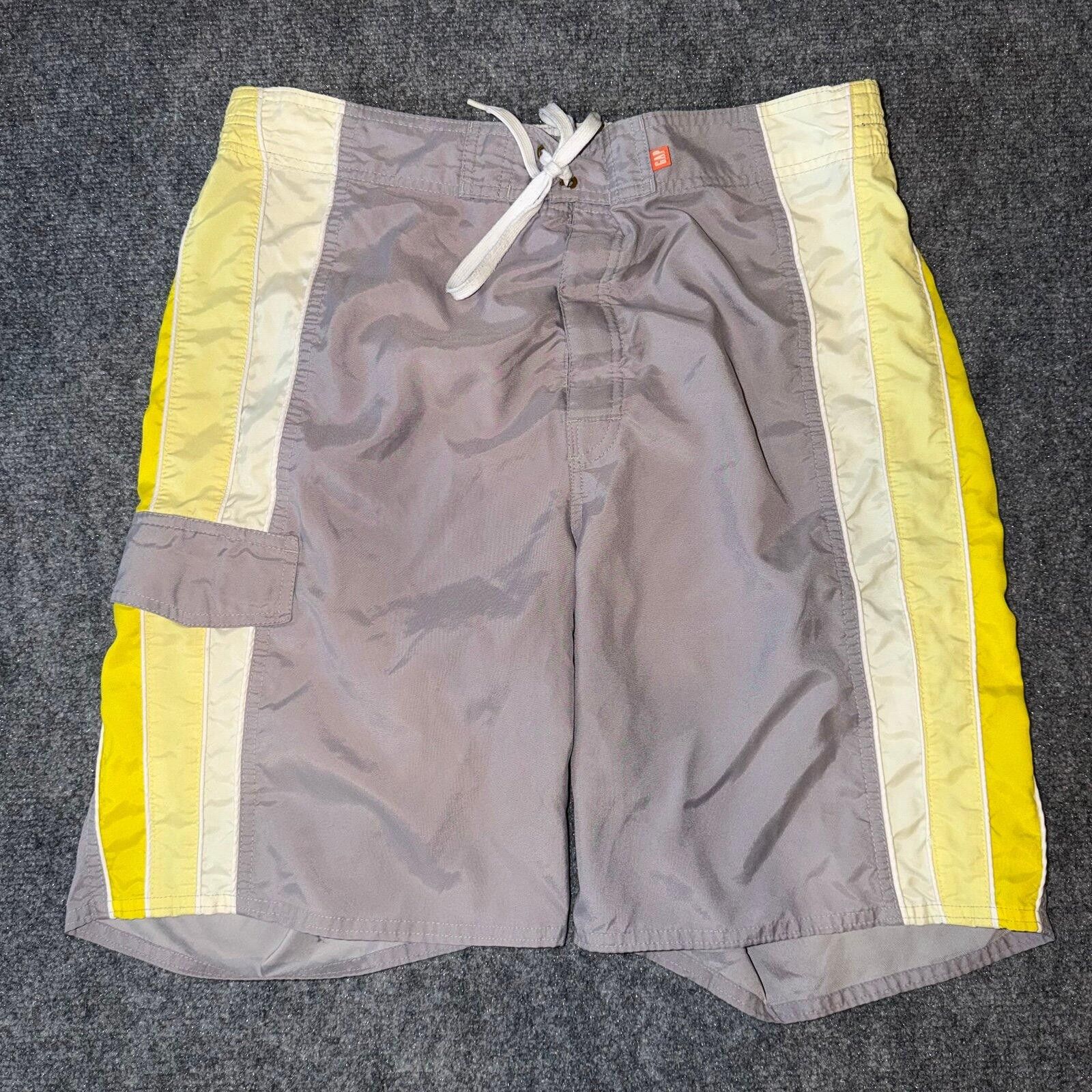 Gap GAP Yellow/Gray Beautiful Surf Board Shorts Mens MD Vtg Size US 32 / EU 48 - 1 Thumbnail