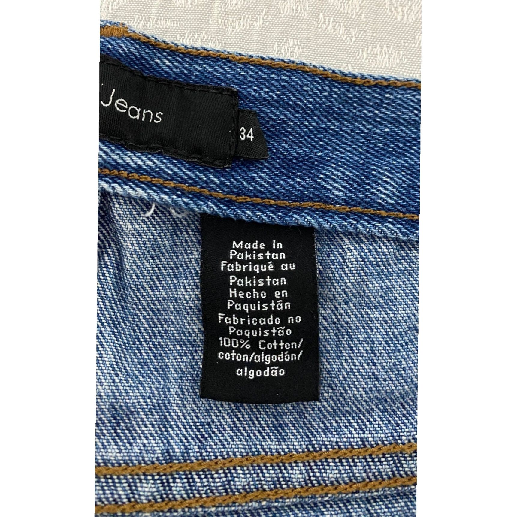 Vintage VINTAGE Calvin Klein Jeans Mens 34 Blue Denim Shorts Baggy Jorts 90s Cotton Bermuda Casual Summer Beach Mens Size US 34 / EU 50 - 5 Thumbnail