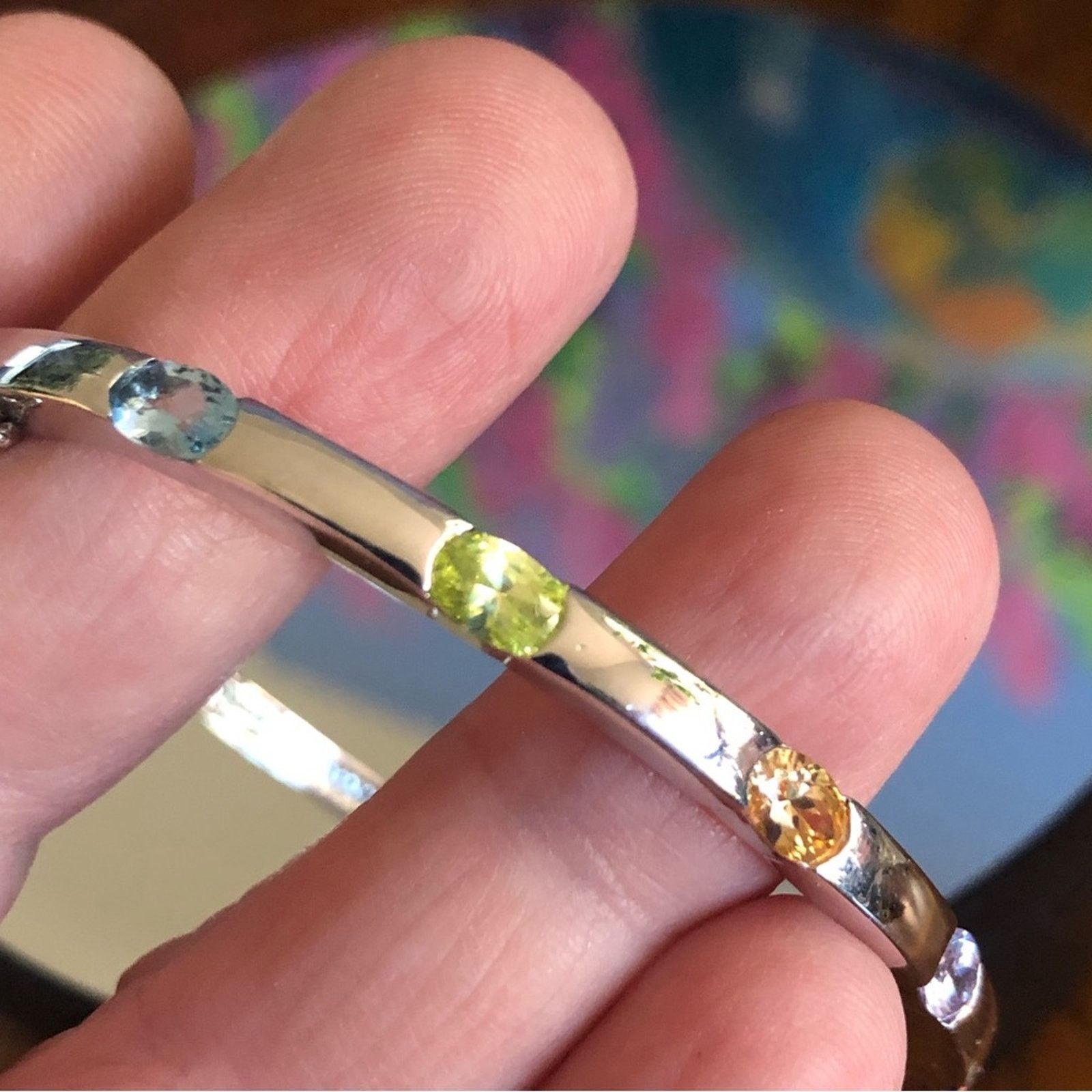Jewelry Oval colorful glass stone silver bangle bracelet Size ONE SIZE - 7 Thumbnail