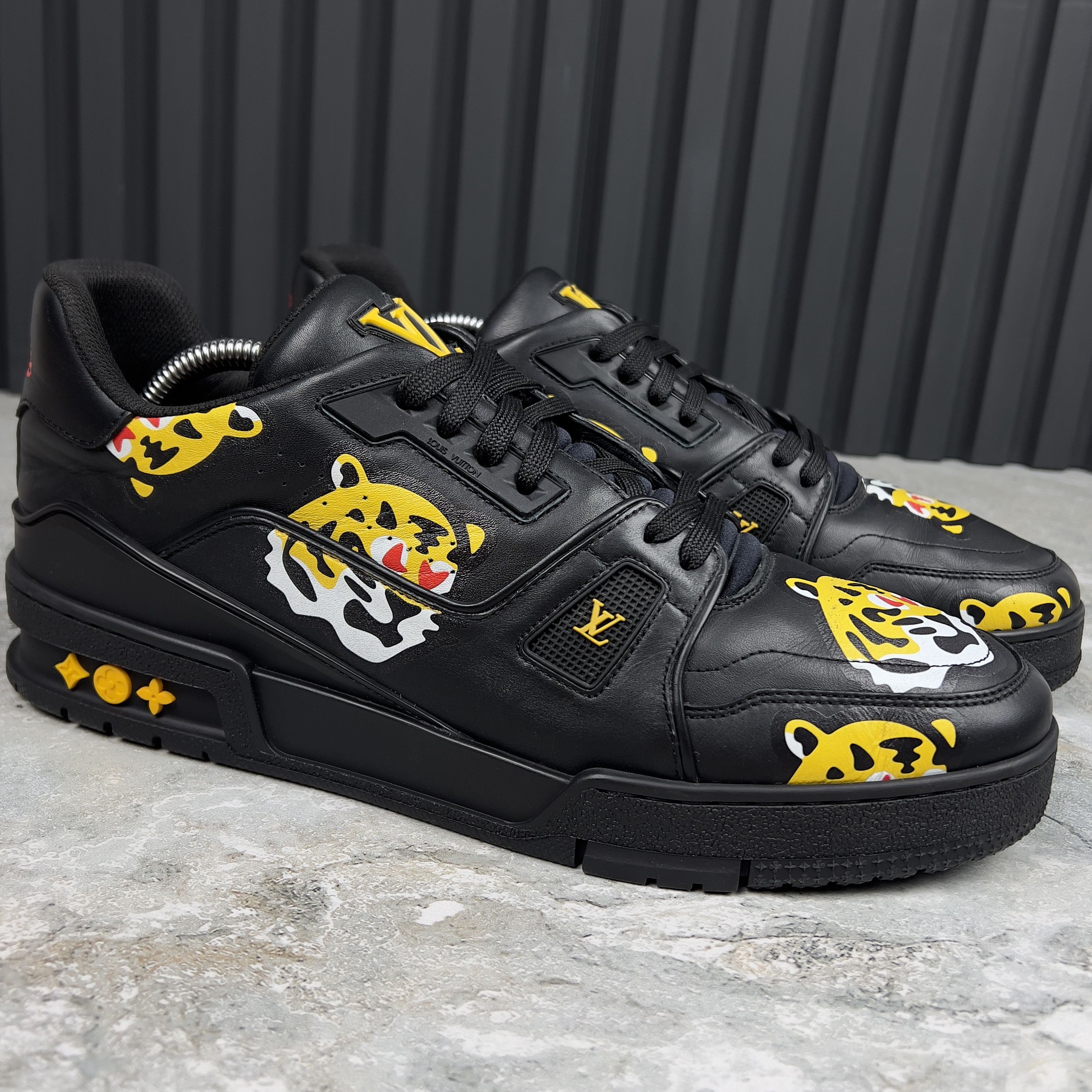 Louis Vuitton Louis Vuitton Nigo Trainer LV Tiger Sneaker Monogram Size US 9.5 / EU 42-43 - 7 Thumbnail