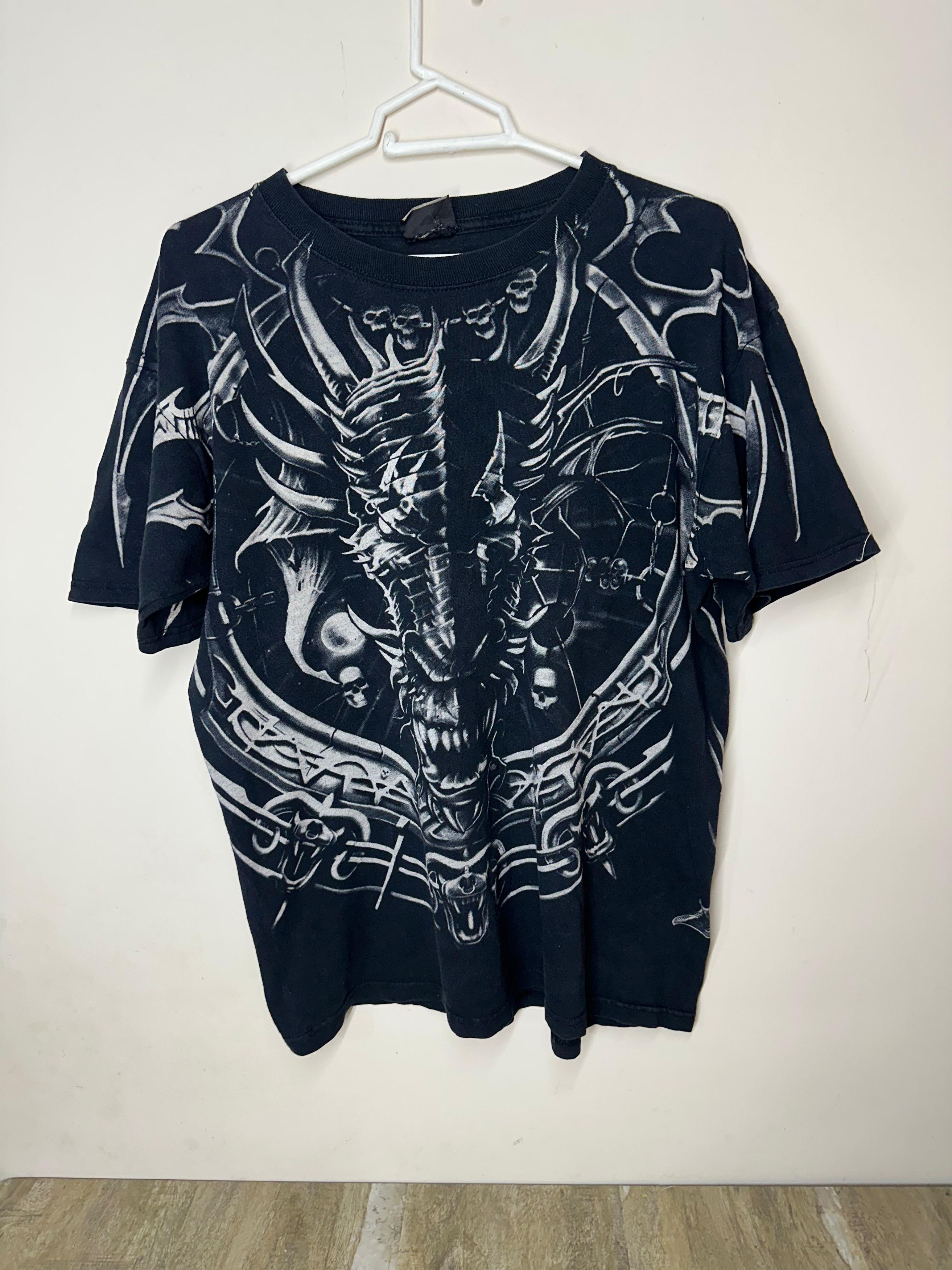 Liquid Blue × Vintage Vintage Liquid Blue Dragon Shirt Graphic Universal Studios Size US L / EU 52-54 / 3 - 1 Thumbnail
