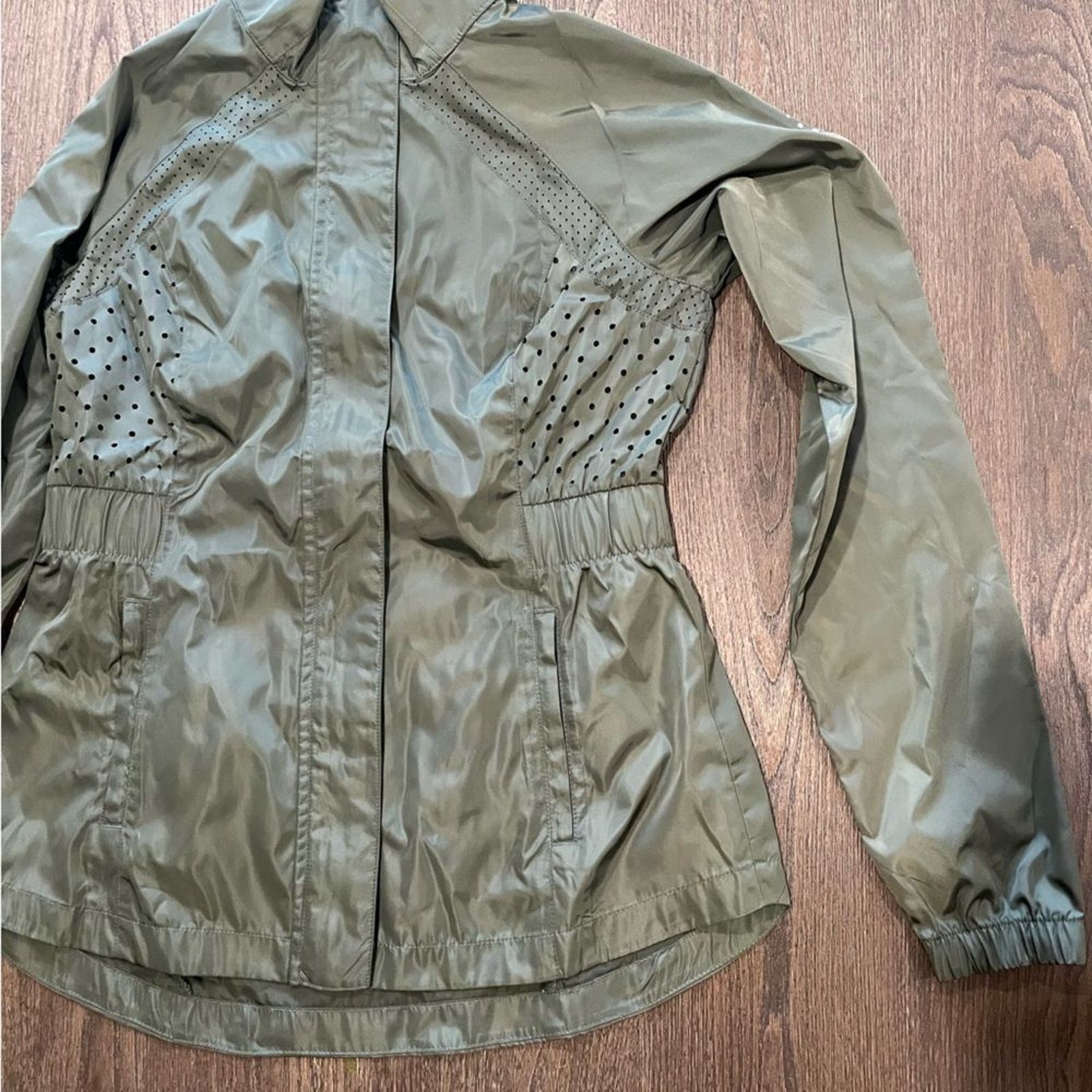 Fila NWOT Fila Womens Army Green Rain Jacket - Size XS Size XS / US 0-2 / IT 36-38 - 3 Thumbnail