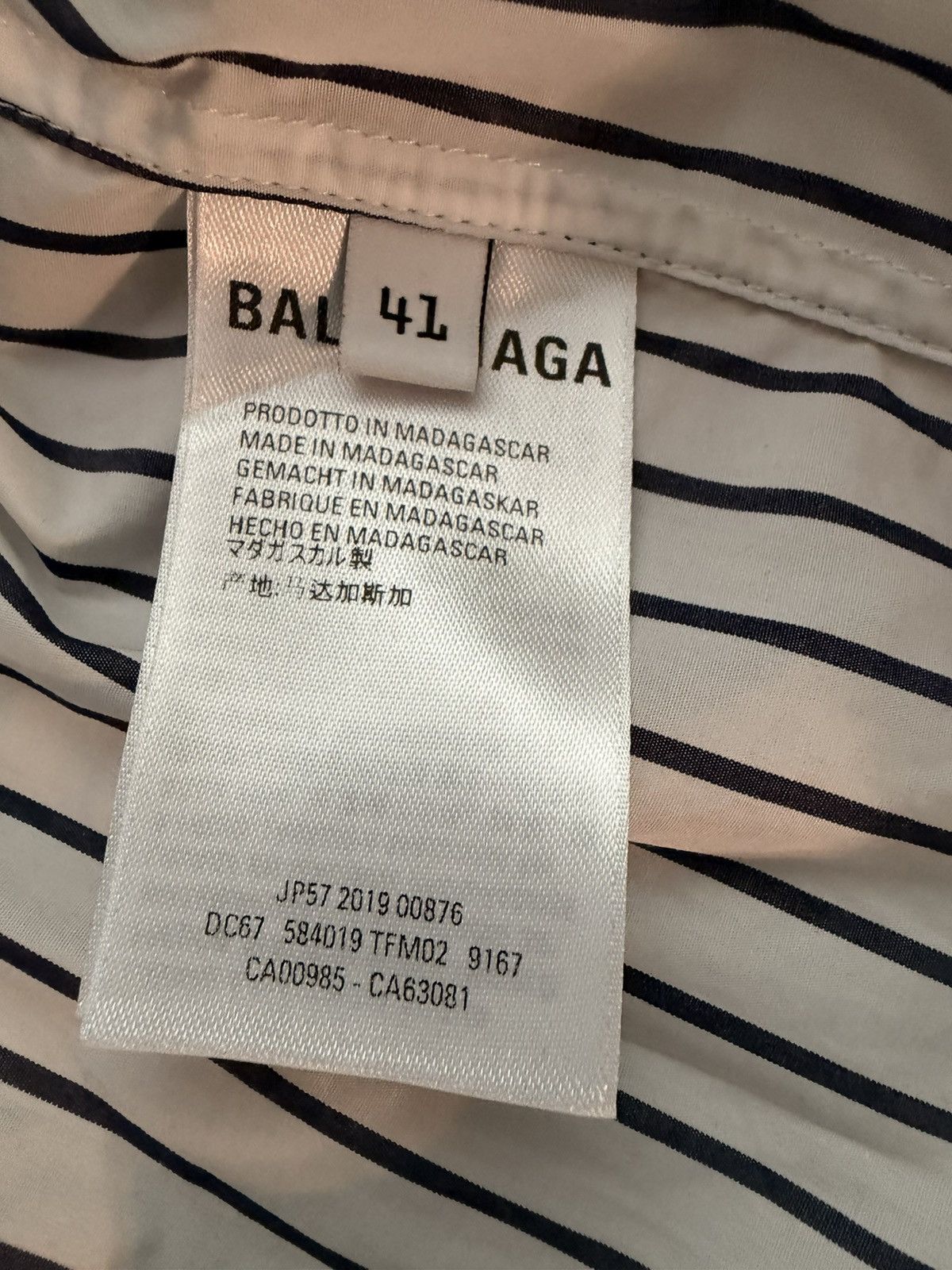 Balenciaga Balenciaga oversized button up shirt - M/L Size US M / EU 48-50 / 2 - 6 Thumbnail