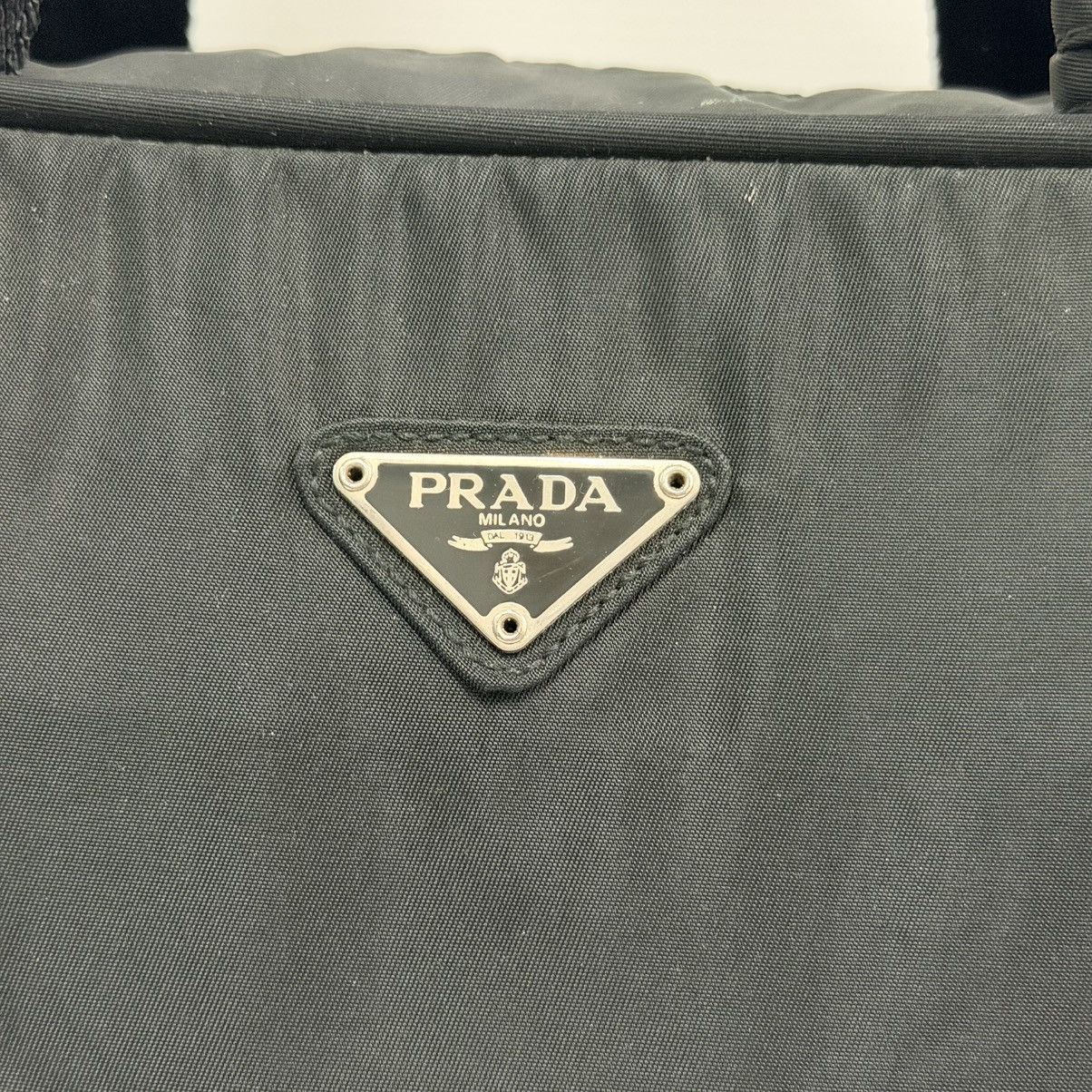 Prada Prada Black Nylon Vintage Shoulder Bag Size ONE SIZE - 4 Thumbnail