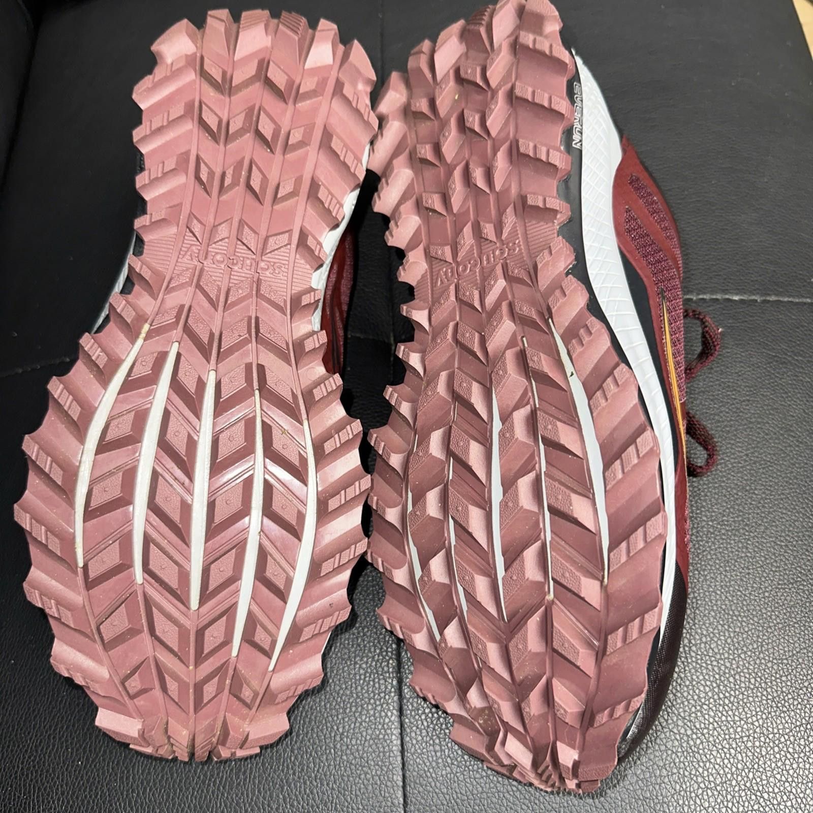 Saucony Saucony Women Everun Maroon Trail Running Hiking Shoe Size 9 Size US 9 / IT 39 - 6 Thumbnail