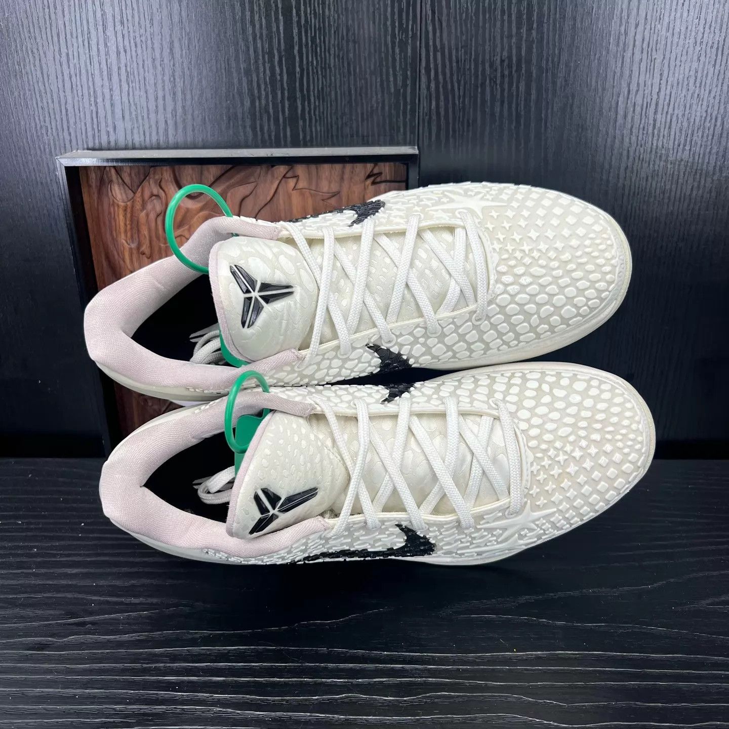 Nike Nike Zoom Kobe 6 White/Gray All-Star 41 Mint Size US 8 / EU 41 - 5 Thumbnail