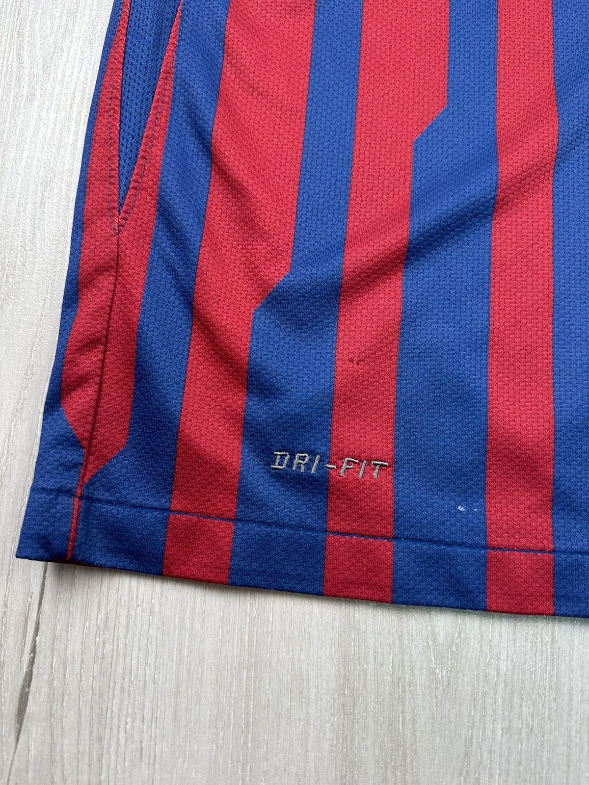 Nike Nike Barcelona Home Football Shirt 2011-2012 Size US M / EU 48-50 / 2 - 5 Thumbnail