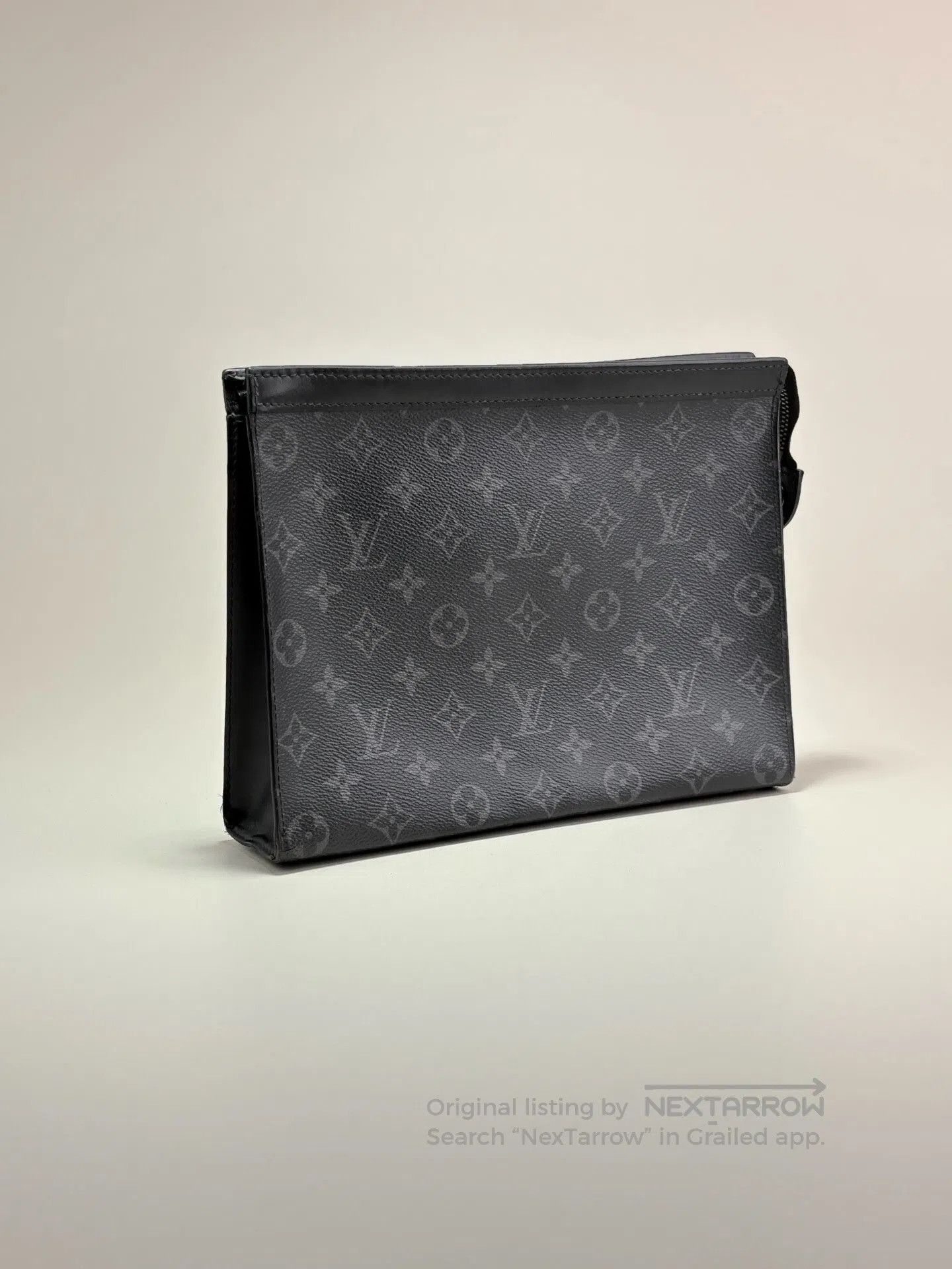 Louis Vuitton Louis Vuitton Black Monogram Toiletry Pouch. Size ONE SIZE - 2 Thumbnail