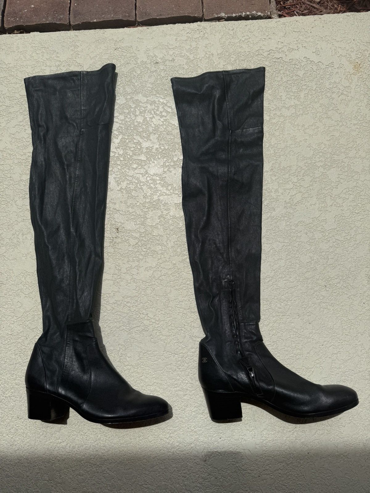 Chanel Chanel Thigh High Made In Italy Genuine Leather Boots Size US 11 / IT 41 - 2 Thumbnail