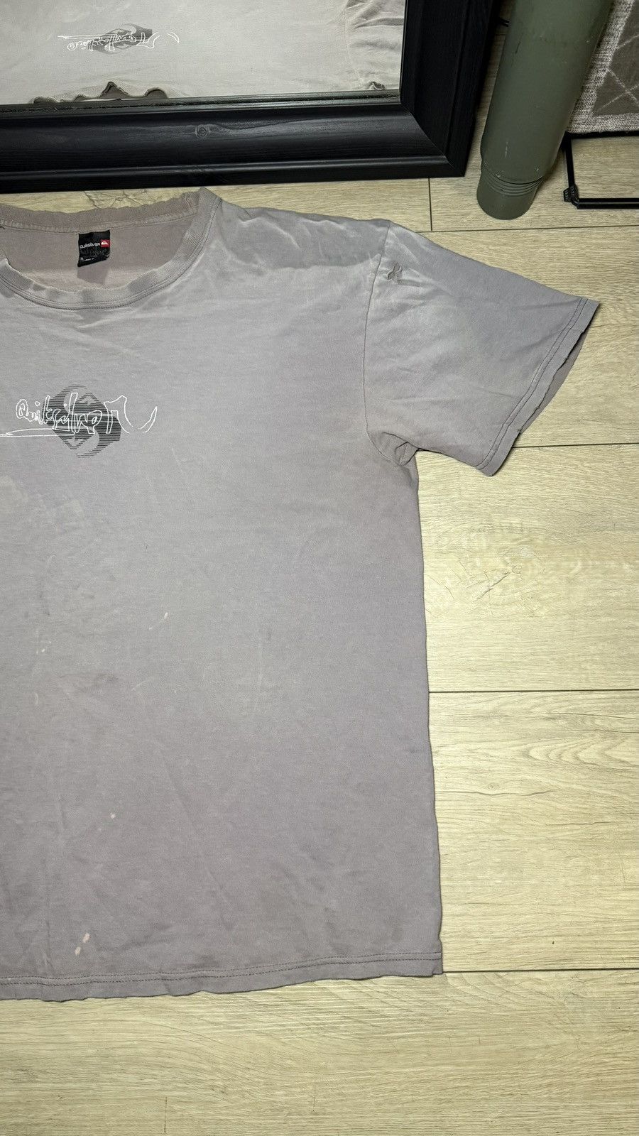 Quiksilver Y2K 2000s Thrashed Quicksilver Outline Mirrored Logo Shirt Size US XL / EU 56 / 4 - 6 Thumbnail