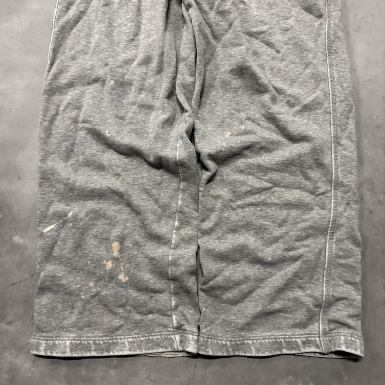 Nike × Vintage Crazy Vintage Y2K/2000s Baggy Faded Light Grey Nike Skater Essential Sweatpants! Size US 34 / EU 50 - 5 Thumbnail