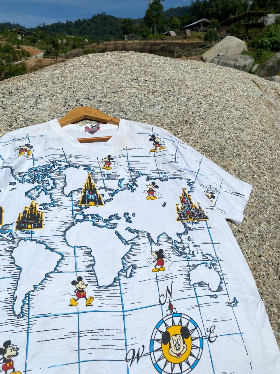 Disney × Vintage Vintage Disney Mickey Alloverprint Shirt Size US XL / EU 56 / 4 - 1 Thumbnail