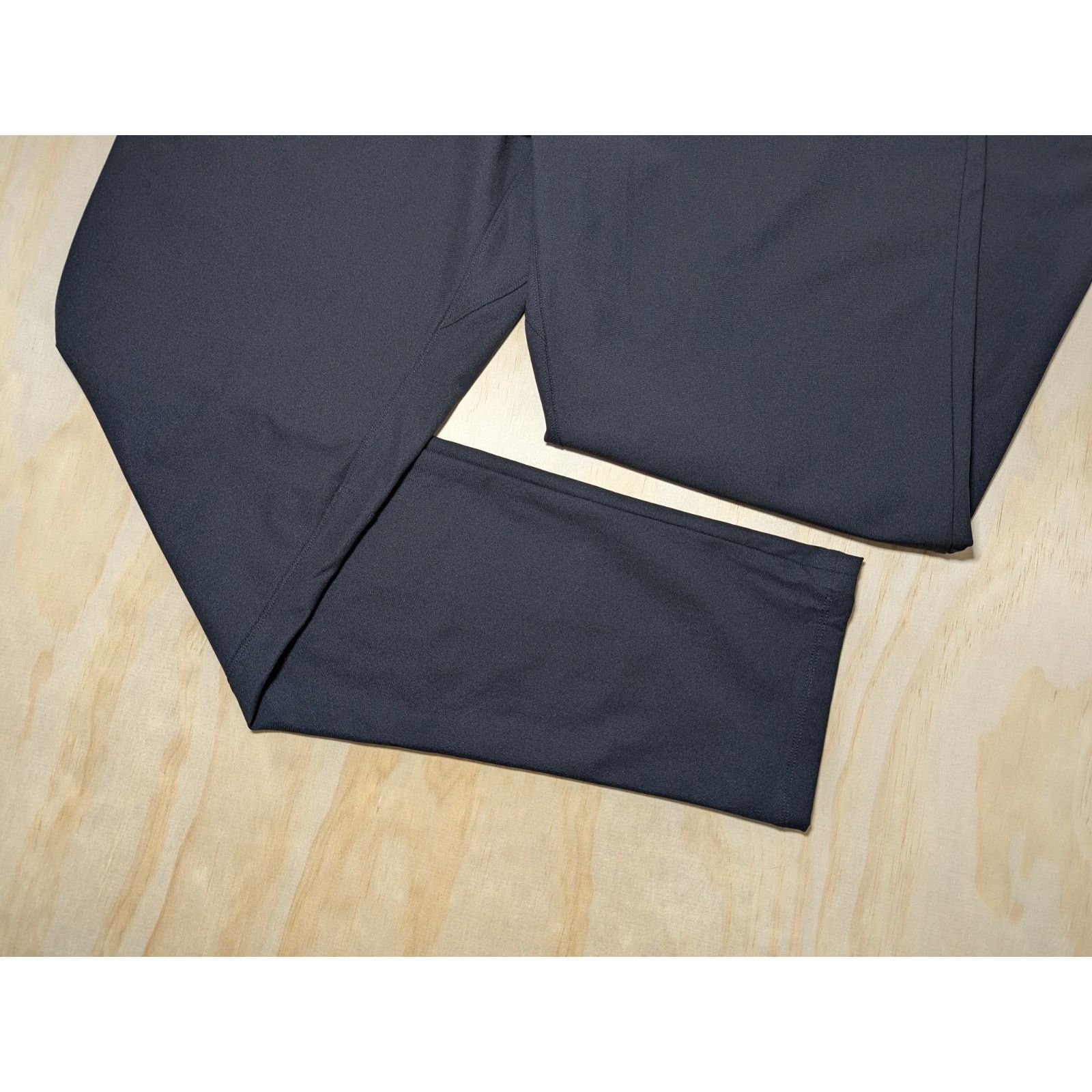 Lululemon Lululemon Men's Size 34x31 ABC Pants Black Stretch Size US 34 / EU 50 - 2 Thumbnail