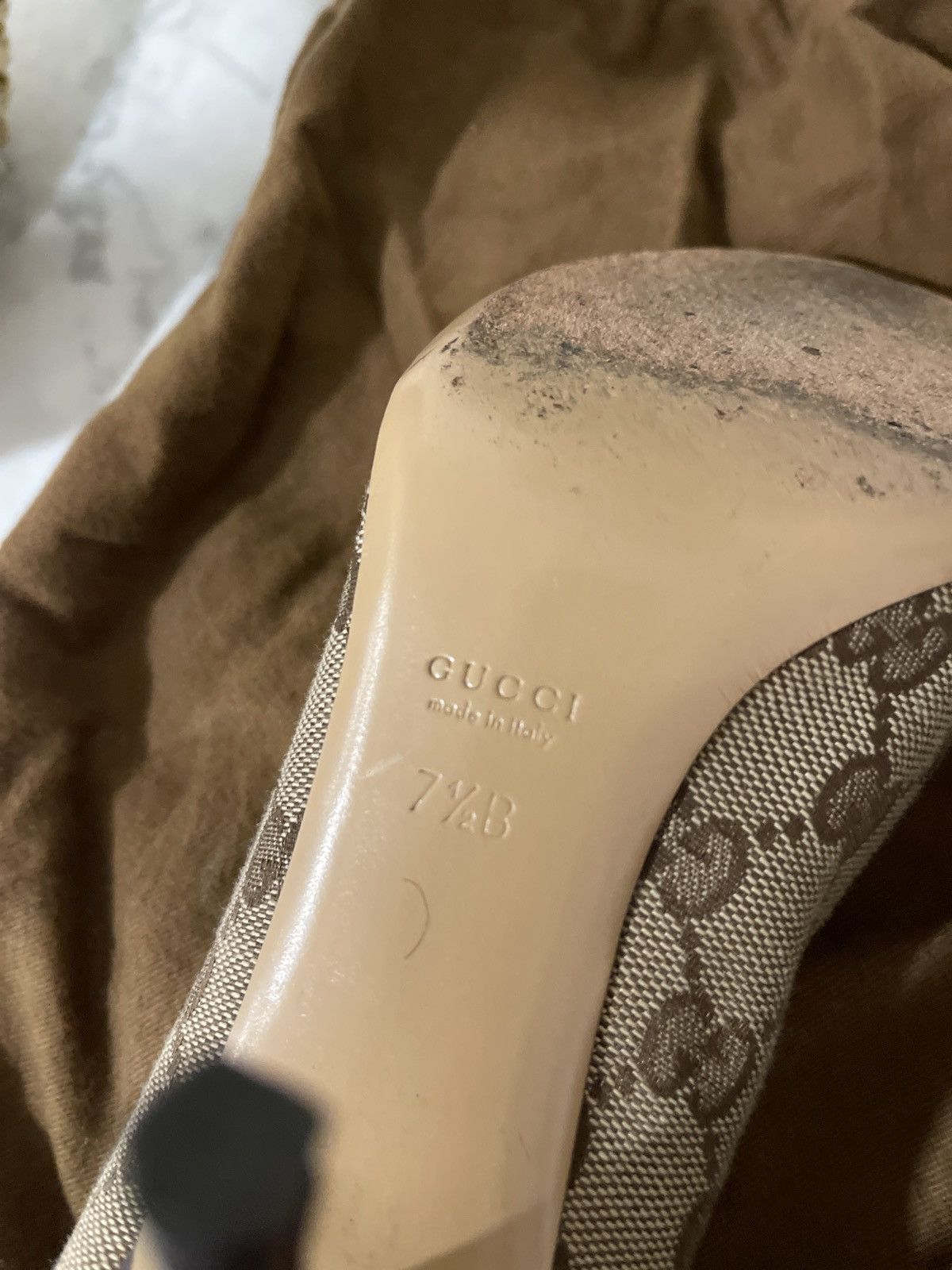 Gucci × Vintage Vintage Gucci Monogram Canvas Leather Heels Pumps Size US 7.5 / IT 37.5 - 8 Thumbnail