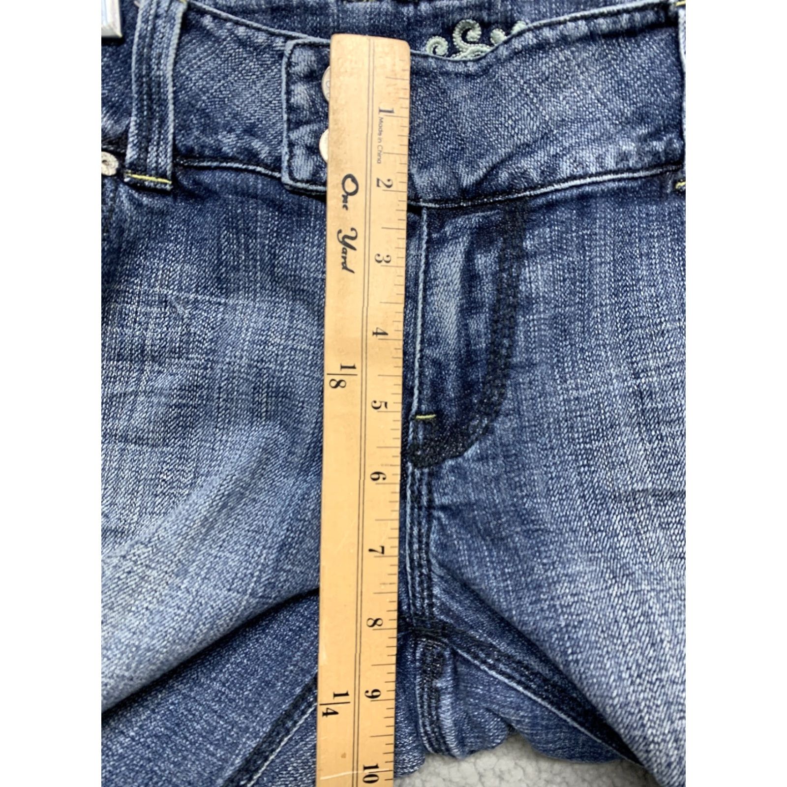 Denime Refuge Premium Womens Capri Jeans Denim Medium Wash Size 9 Stretch Blue 5-Pocket Regular Womens Size 30" / US 8 / IT 44 - 6 Thumbnail