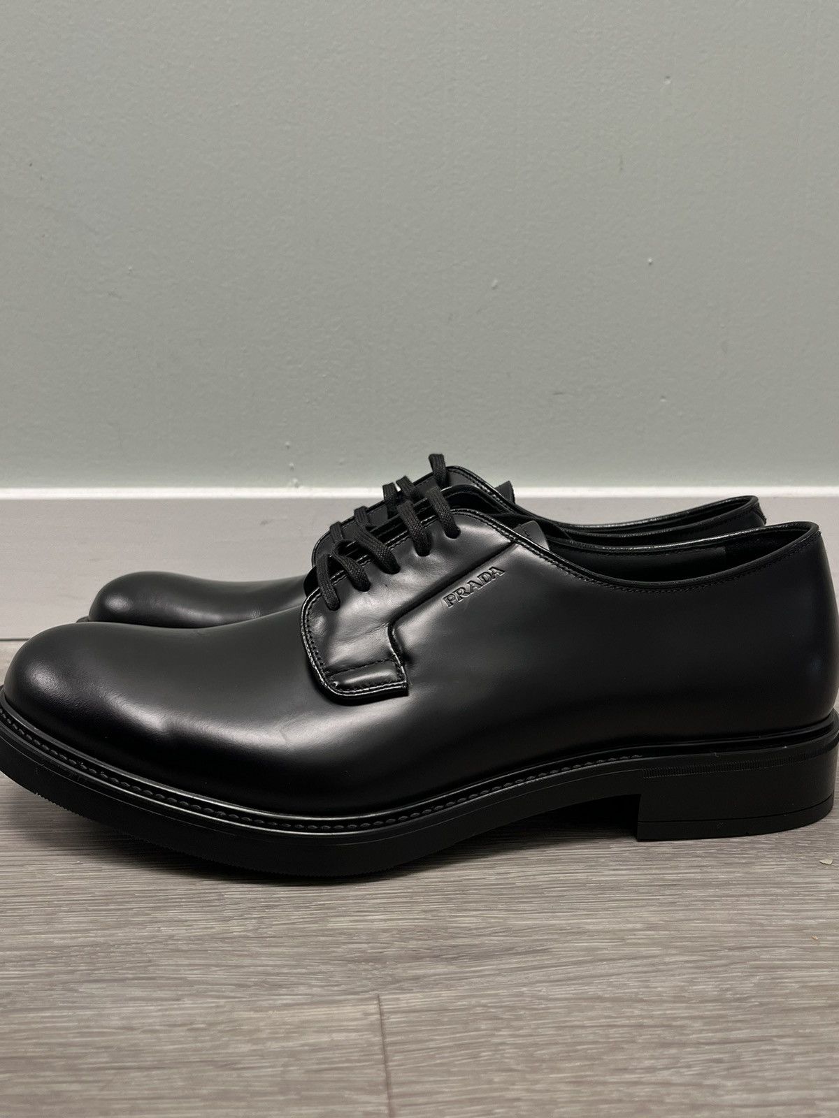 Prada Prada brushed leather lace-up Derby Size US 10 / EU 43 - 11 Thumbnail